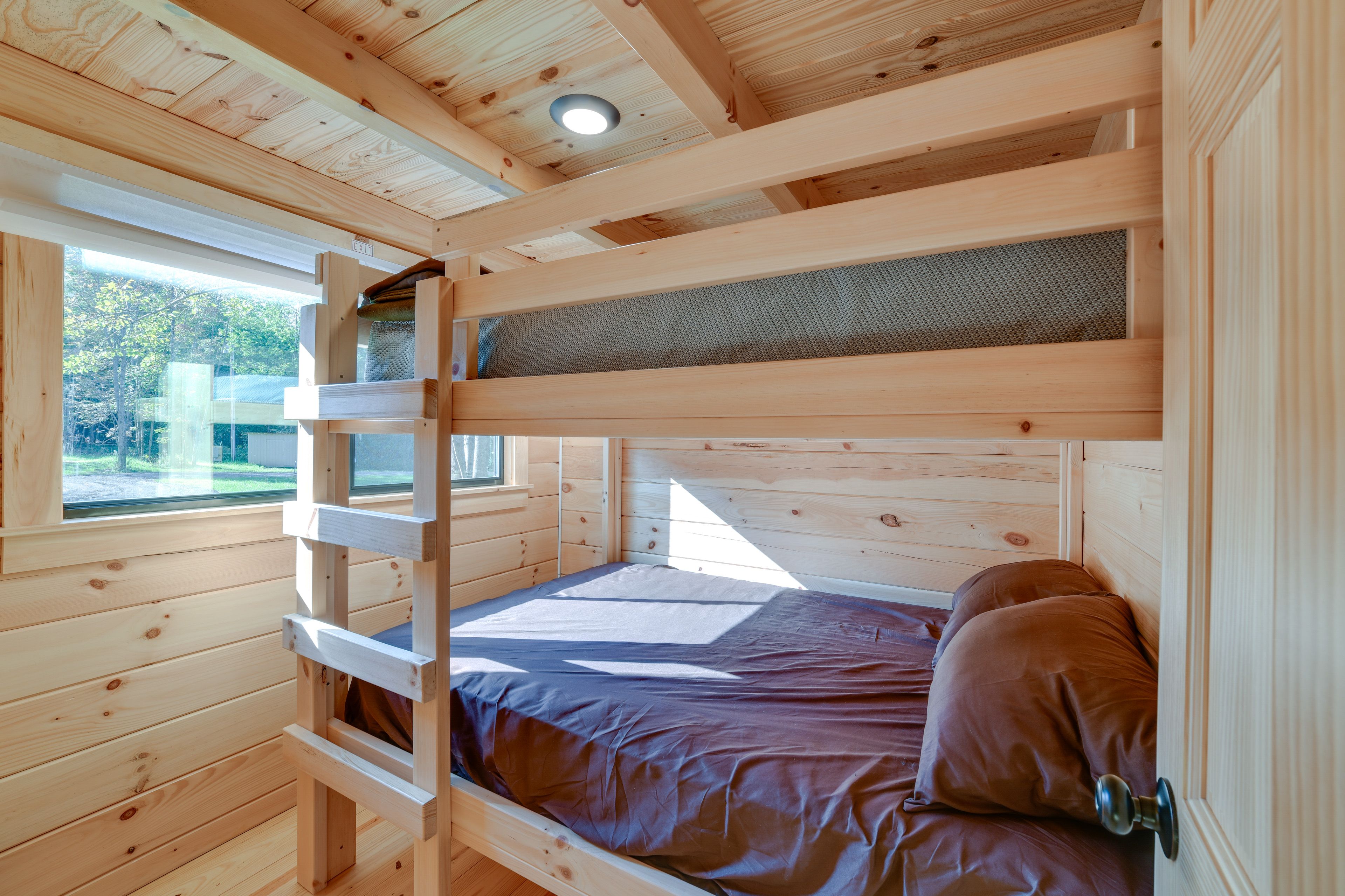 Bedroom 2 | Twin Bunk Bed