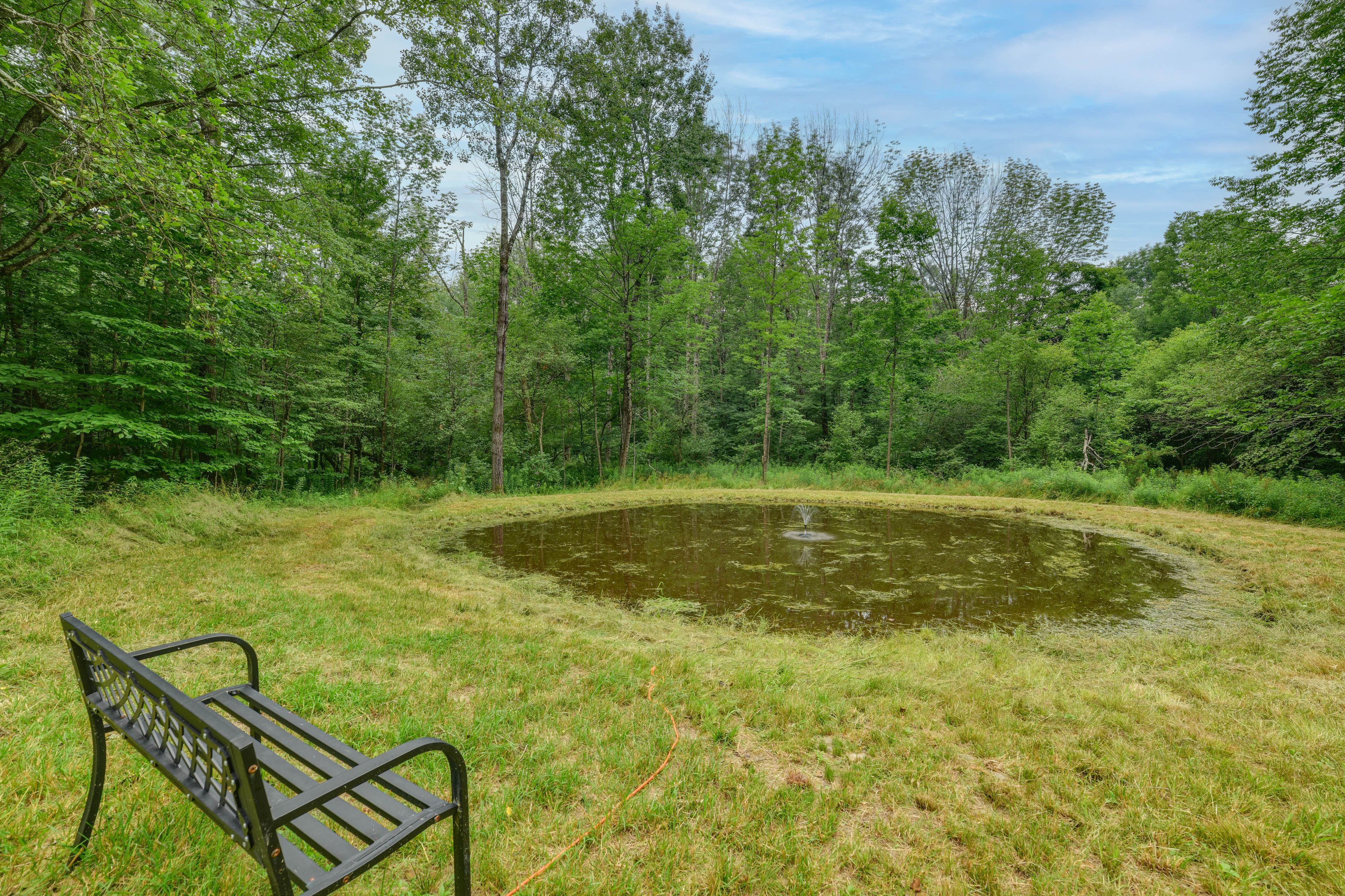 Shared Outdoor Space | On-Site Pond