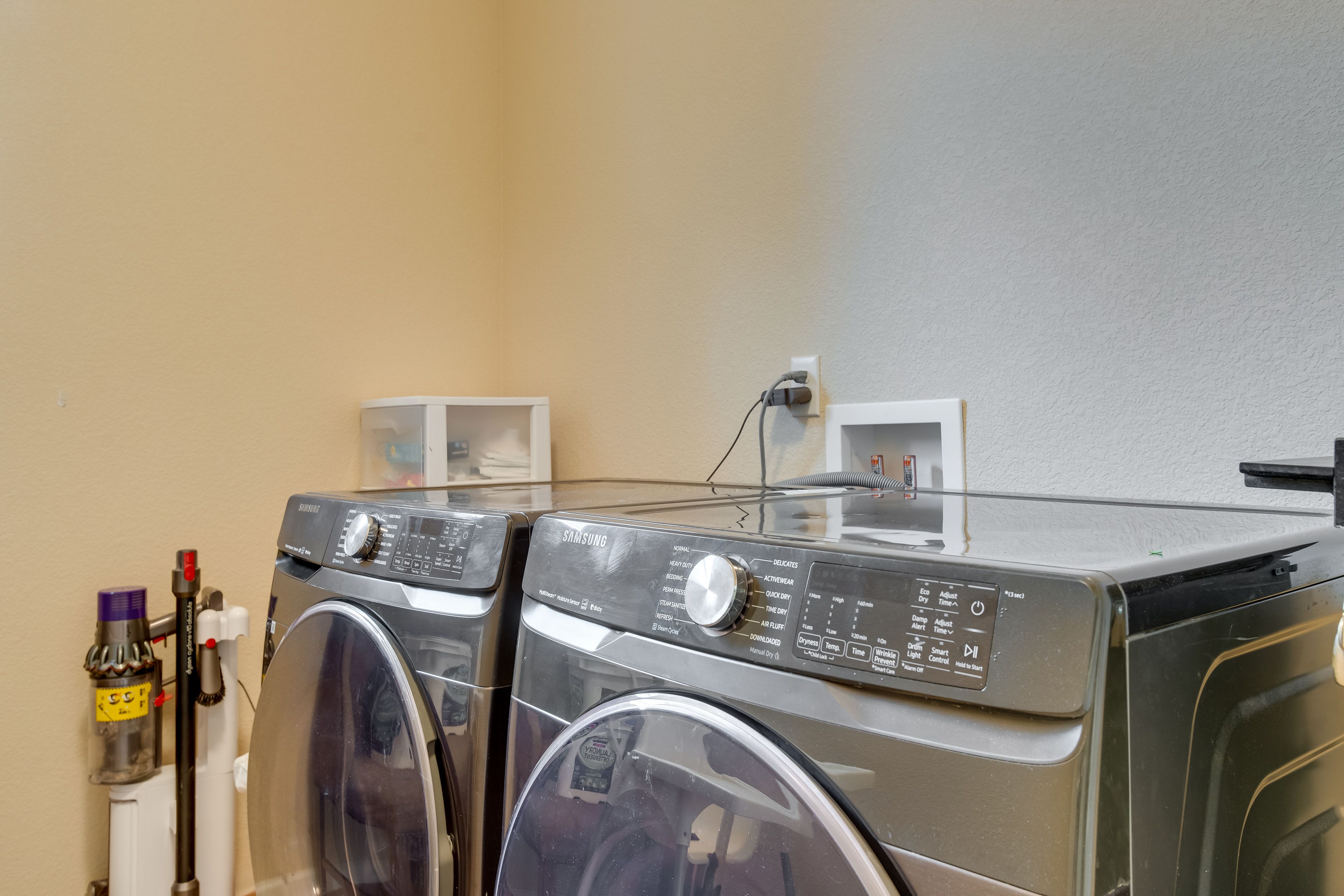 Washer & Dryer