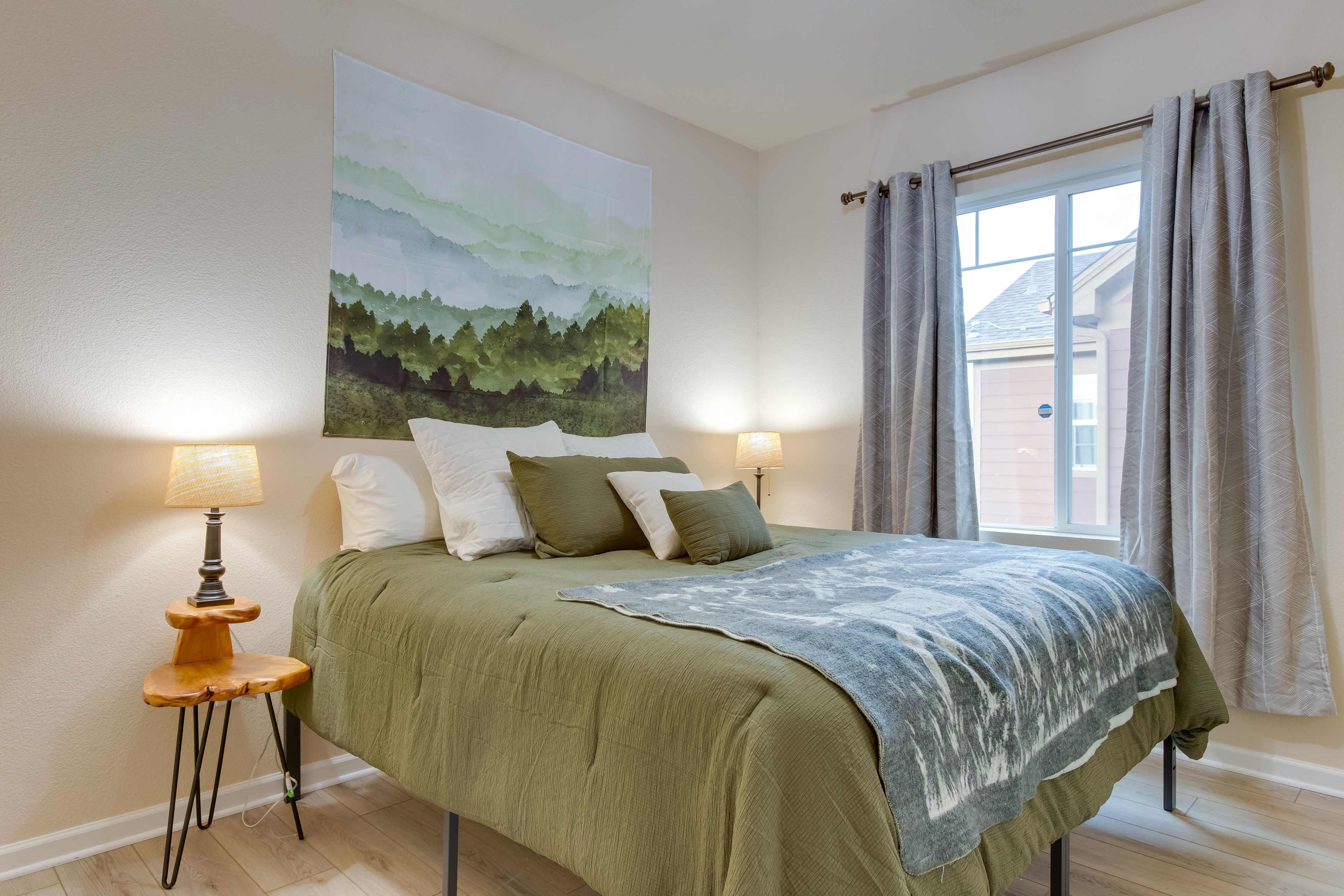 Bedroom 2 | King Bed | Linens Provided