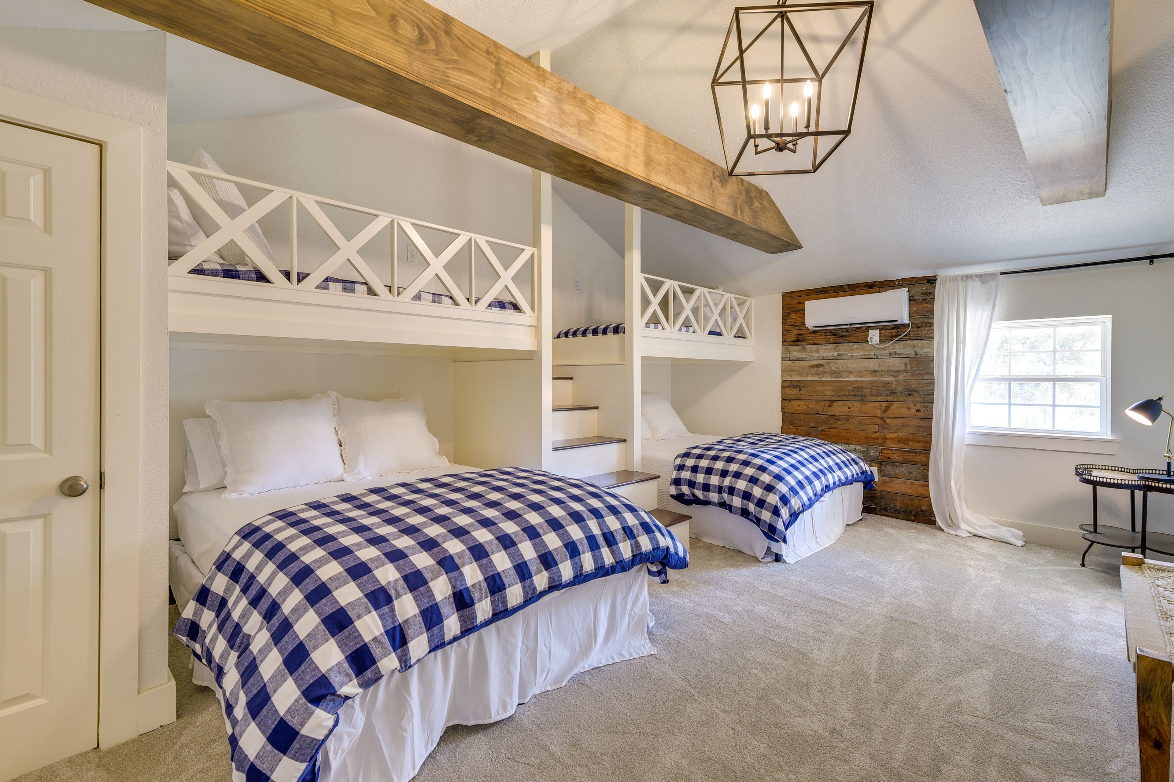 Bedroom 3 | 2 Twin/Queen Bunk Beds