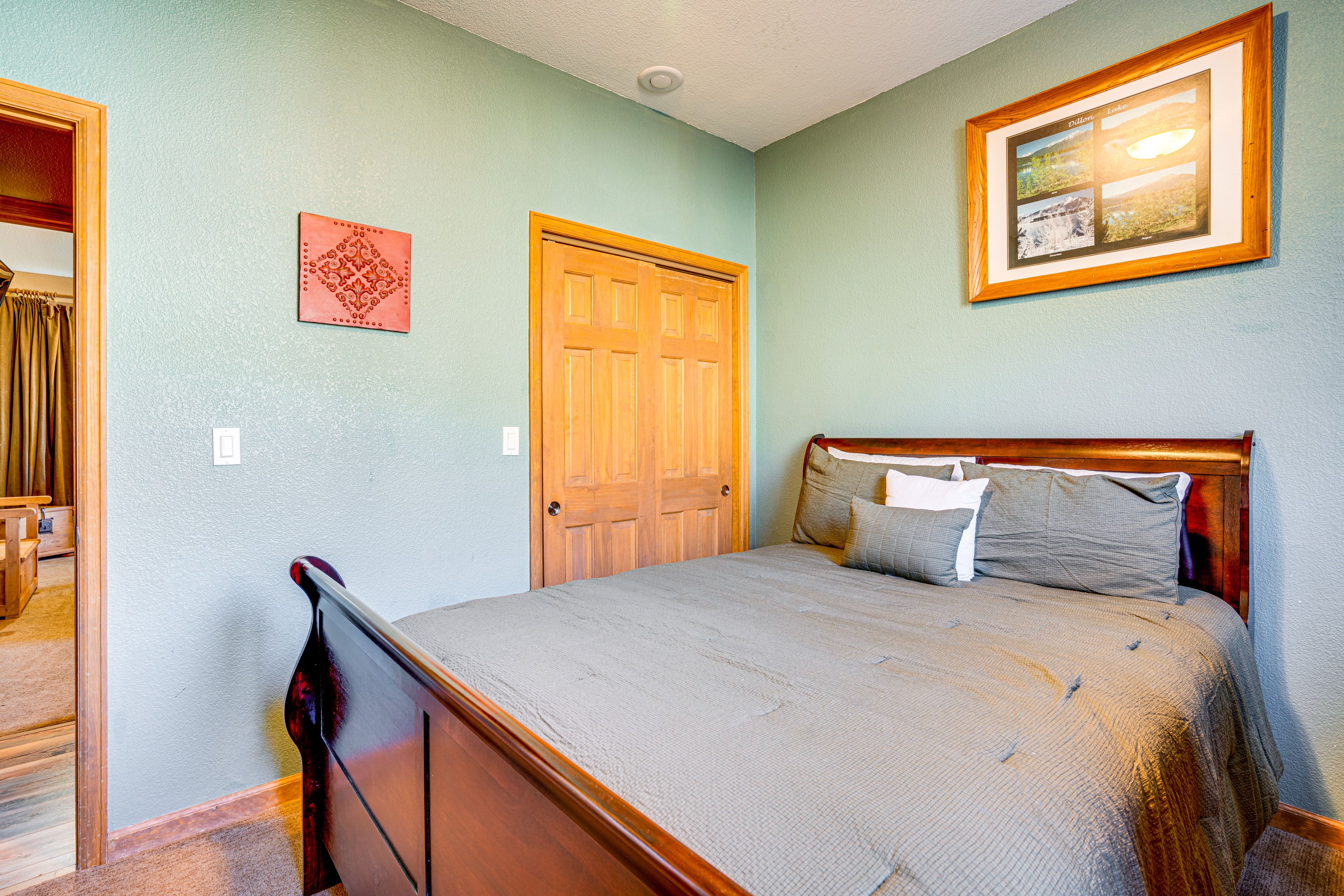 Bedroom 3 | Queen Bed | 2nd Floor