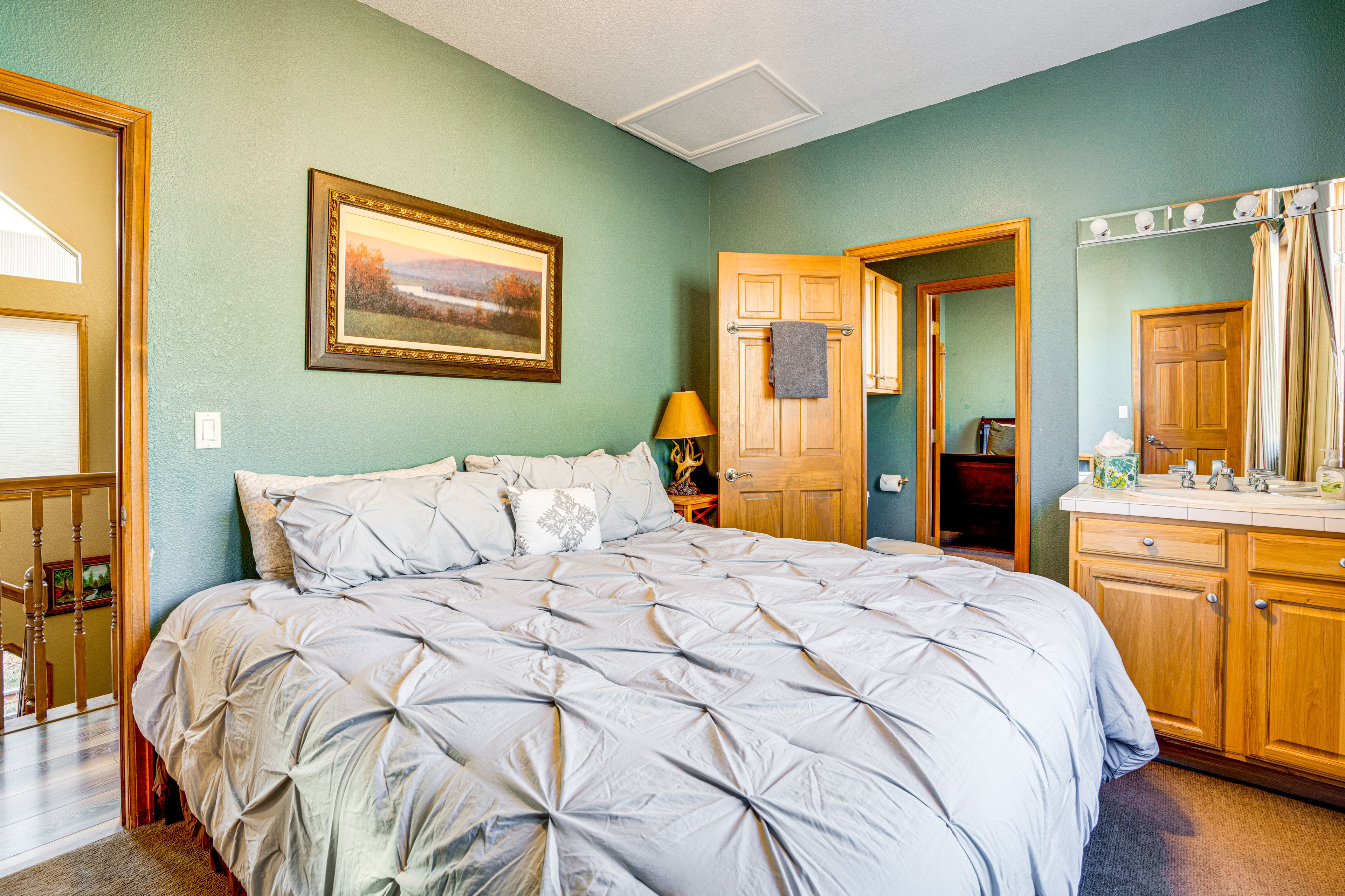 Bedroom 2 | Queen Bed | 2nd Floor