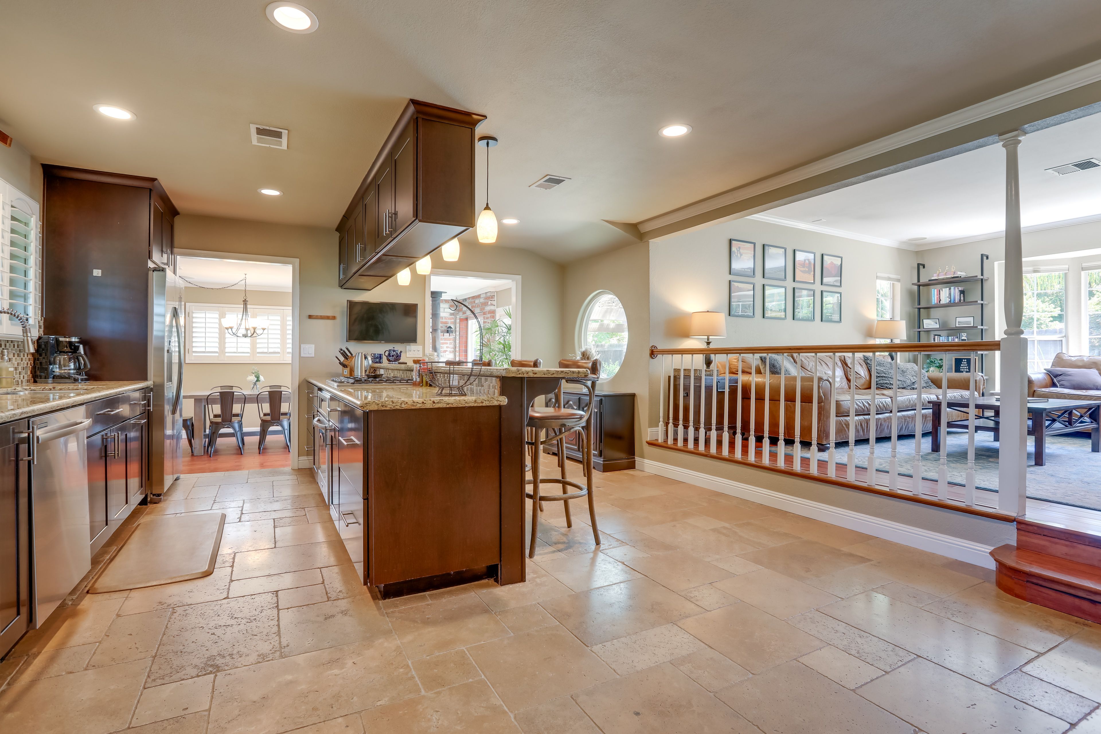 Kitchen | Dishwasher