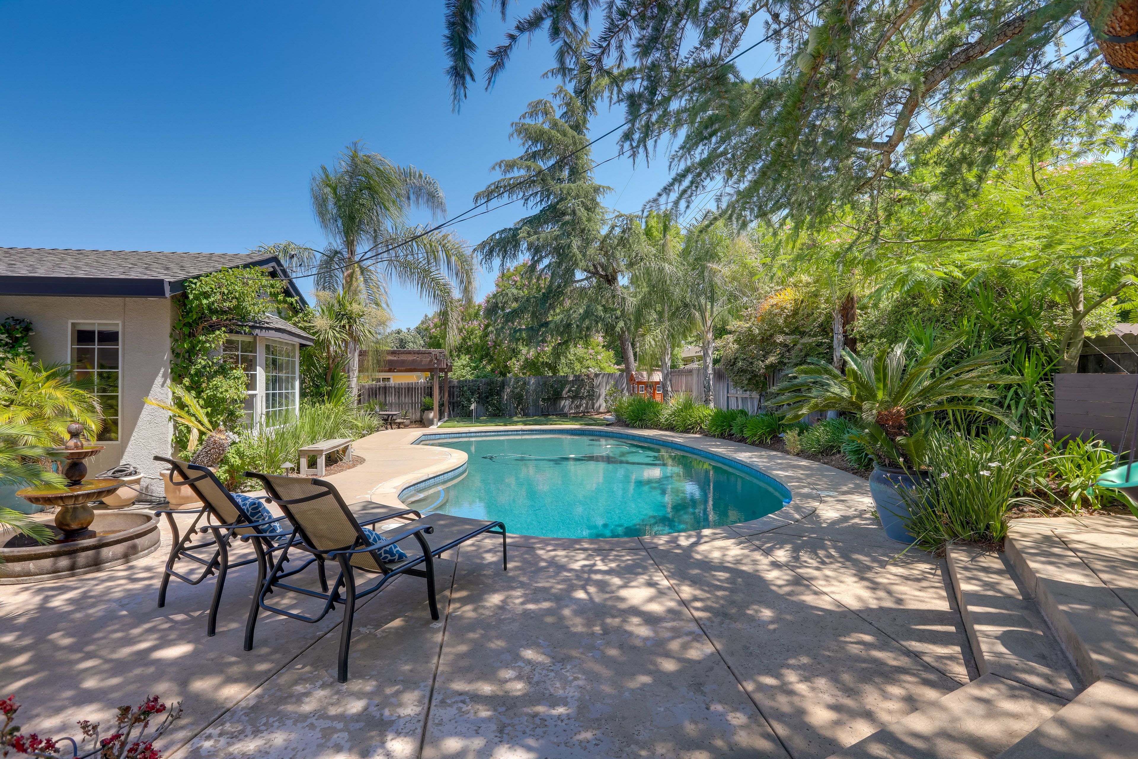 Private Pool