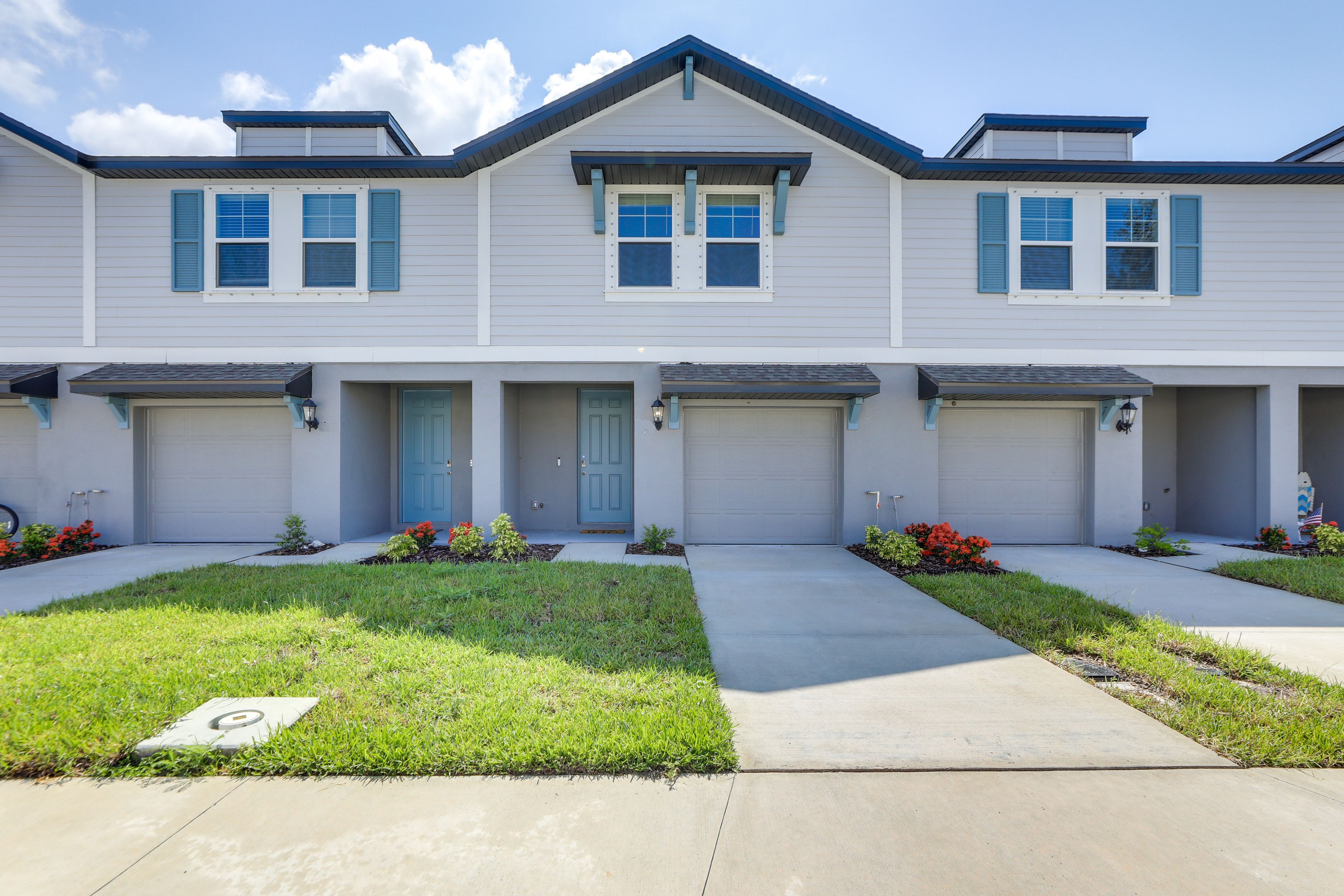 Townhouse Exterior | Keyless Entry