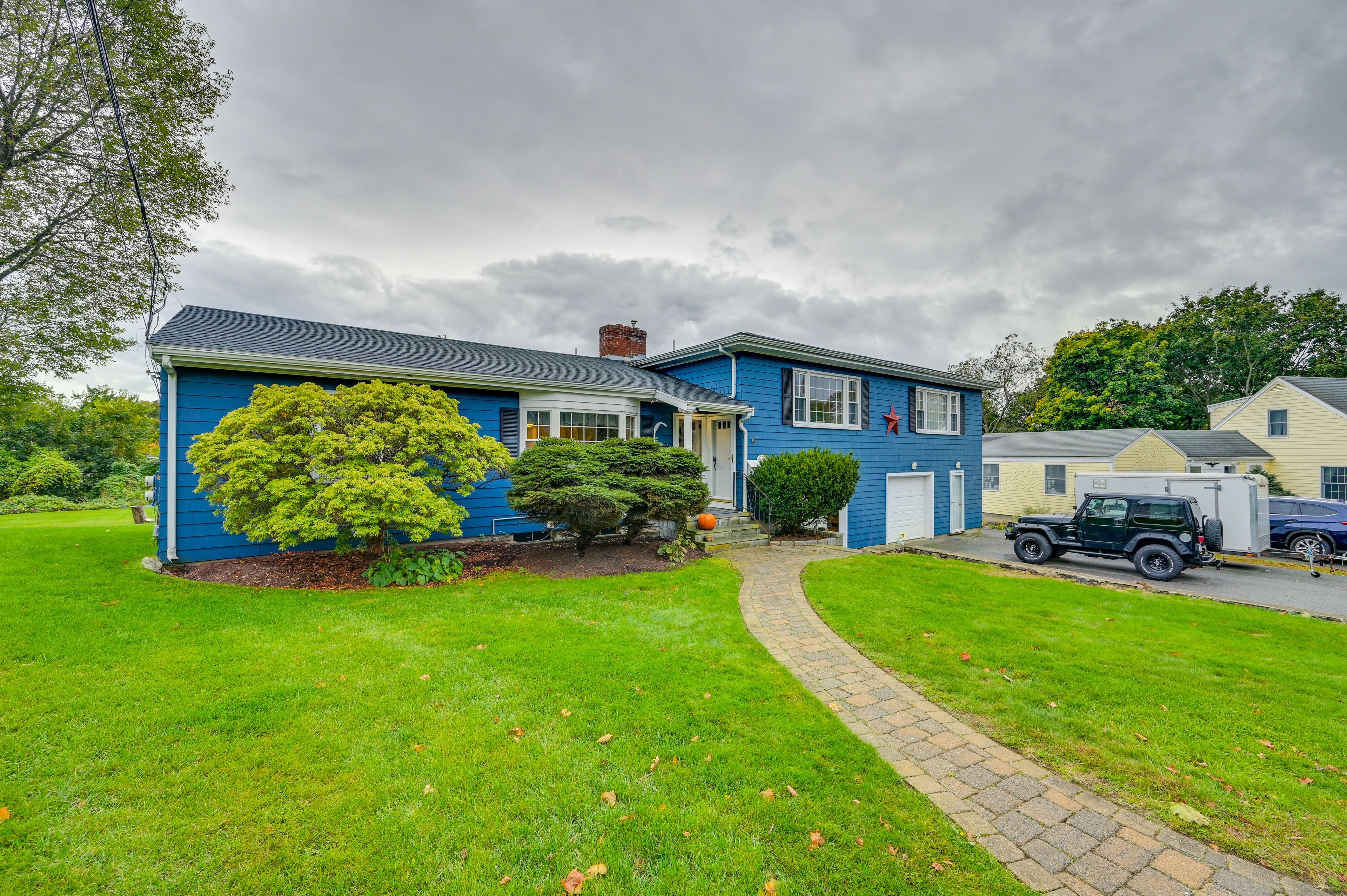 Property Exterior | Parking | Driveway (2 Vehicles)
