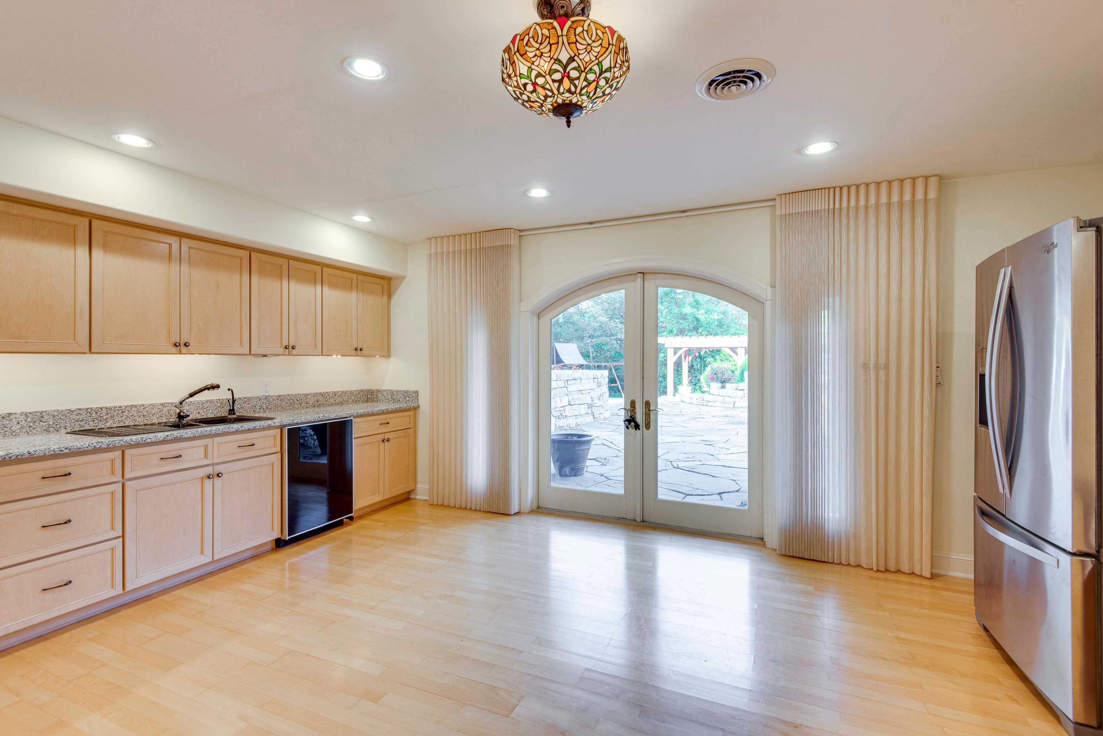 Lower Kitchen