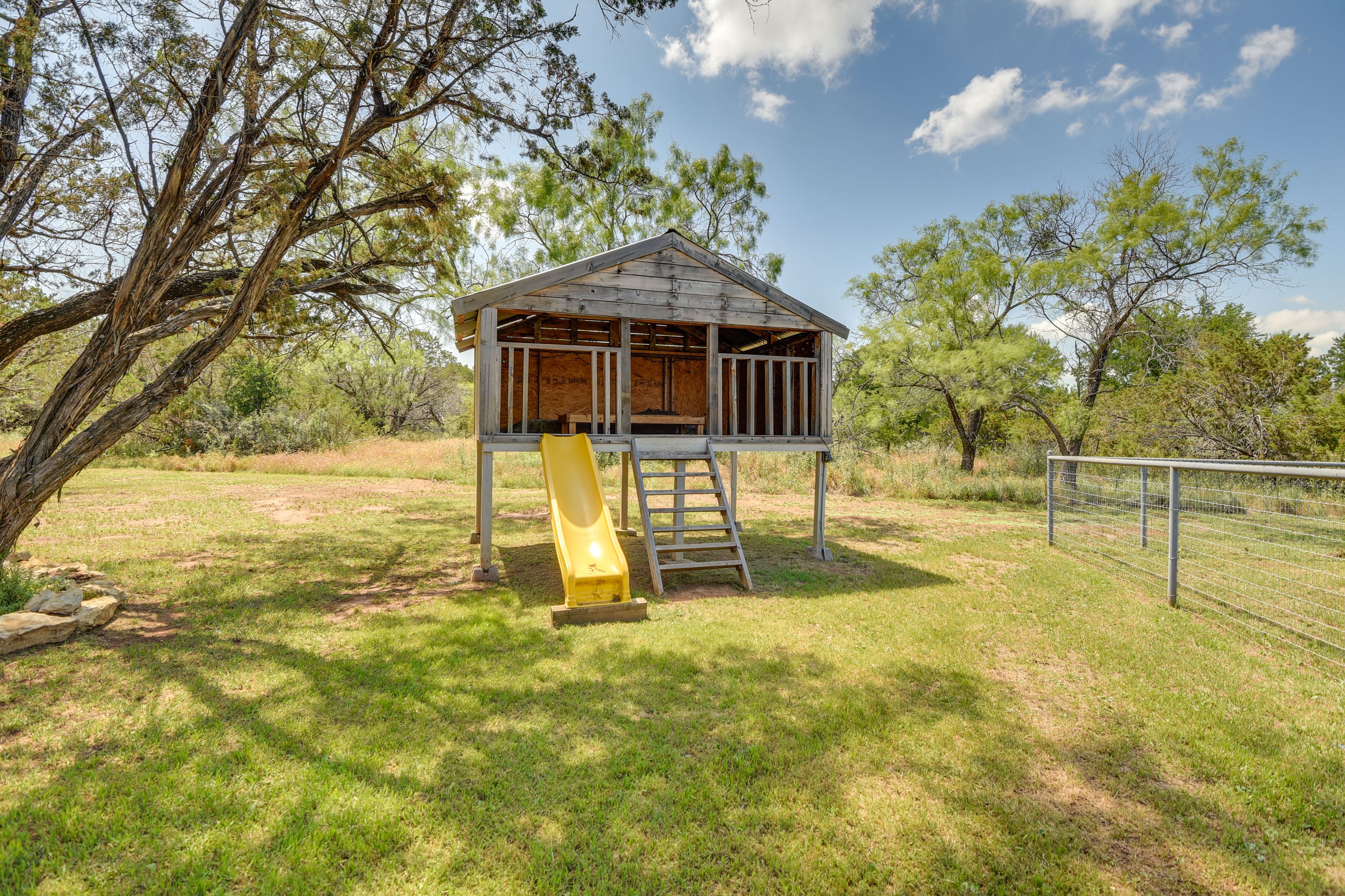 Fenced-In Yard | Playset | Deer Feeder
