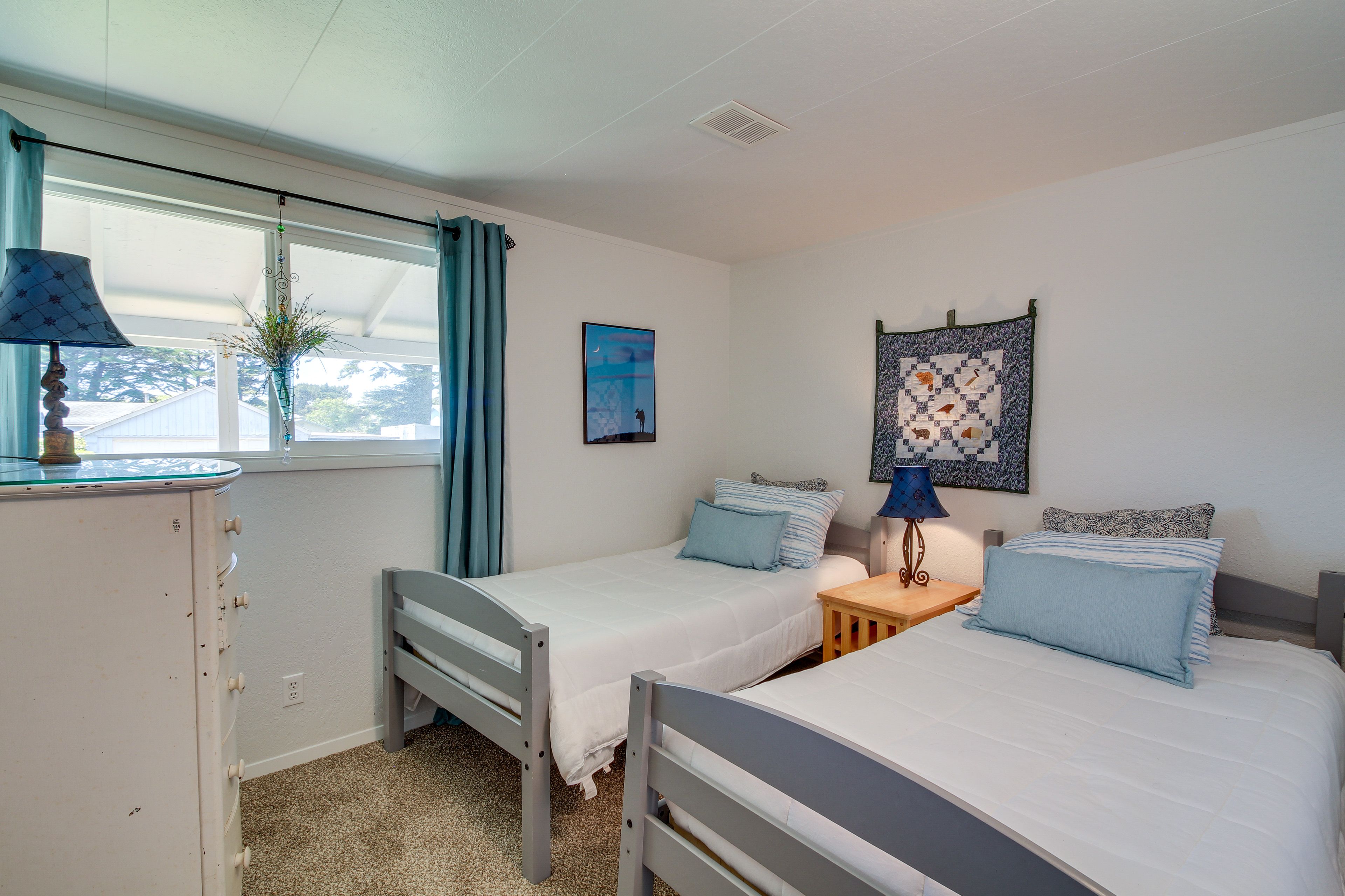 Bedroom 3 | 2 Twin Beds