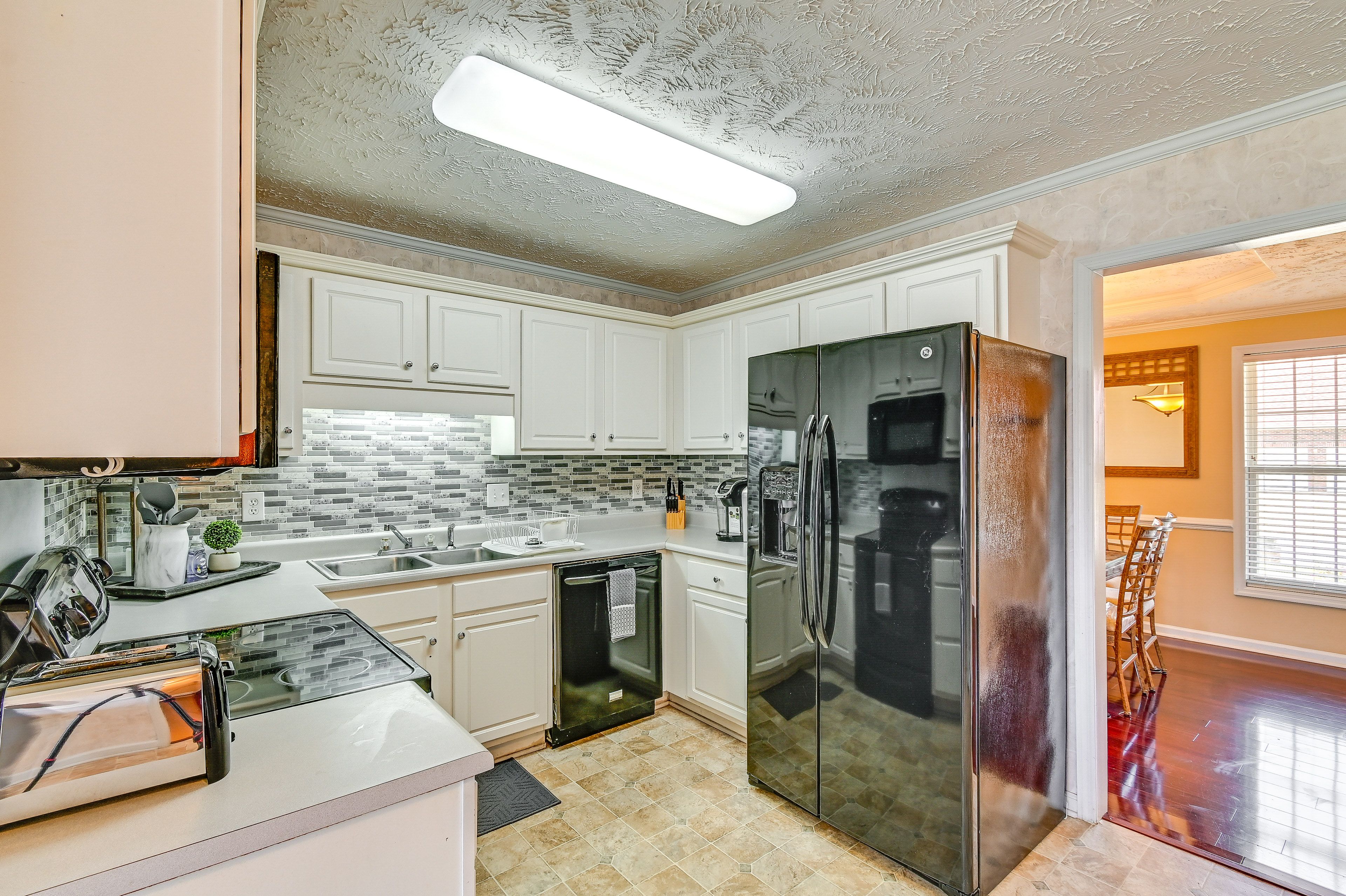 Kitchen | Cooking Basics | Ice Maker | Water Filter