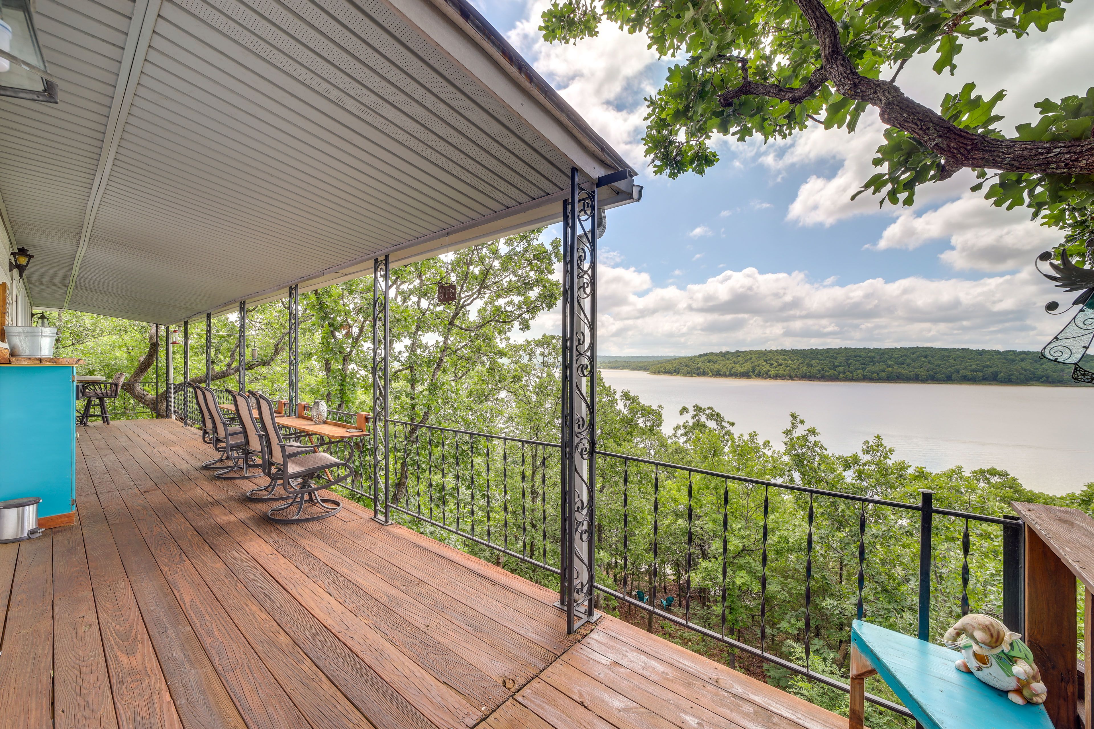 Deck | Lake Views