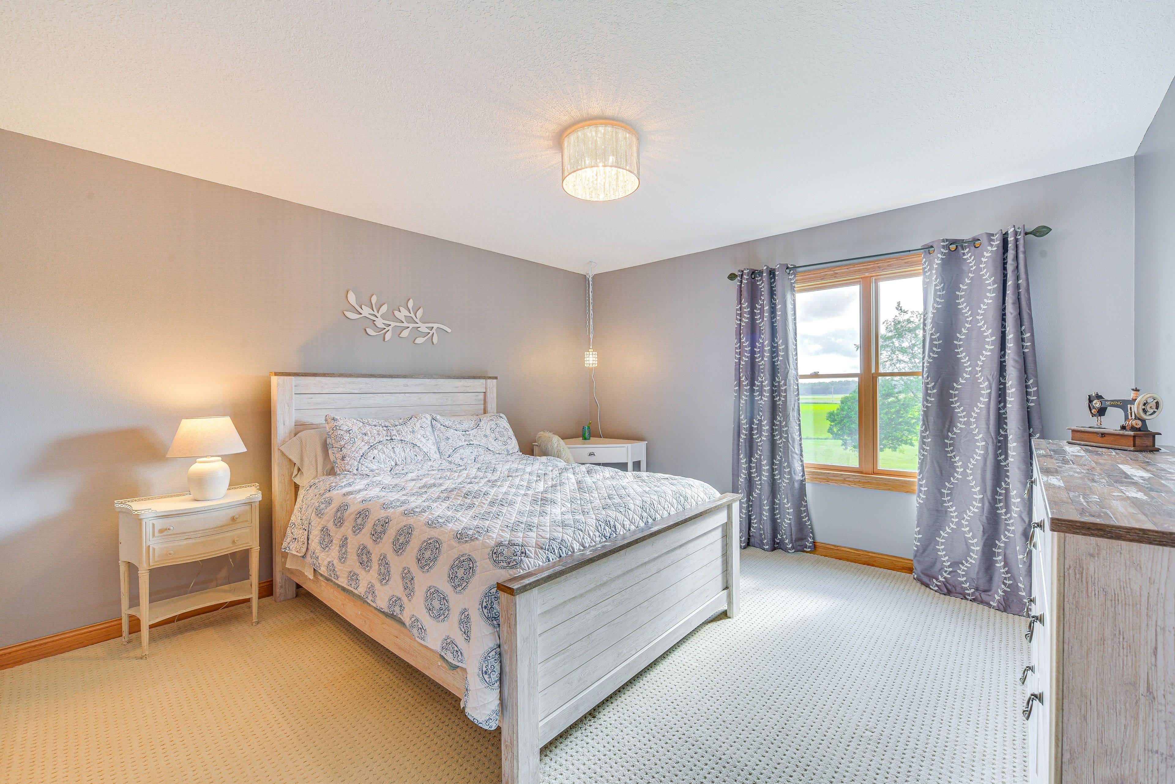 Bedroom 3 | Queen Bed | 2nd Floor
