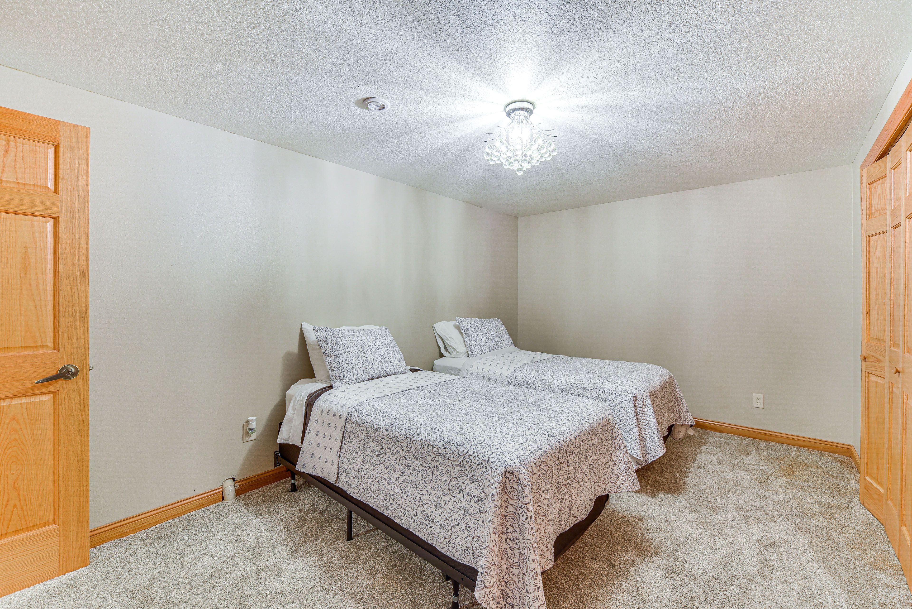 Bedroom 4 | 2 Twin Beds | Ground Floor