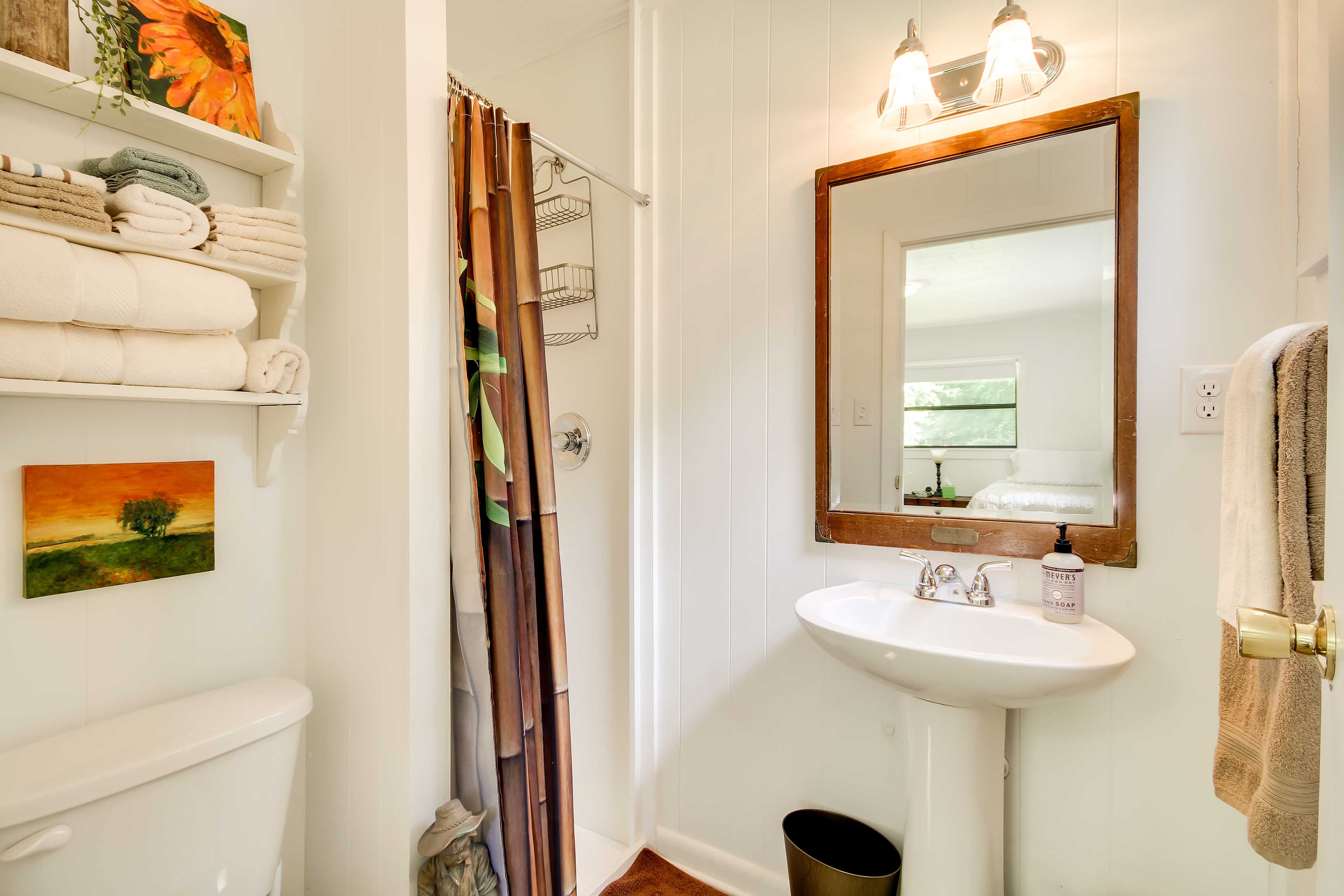 Full Bathroom