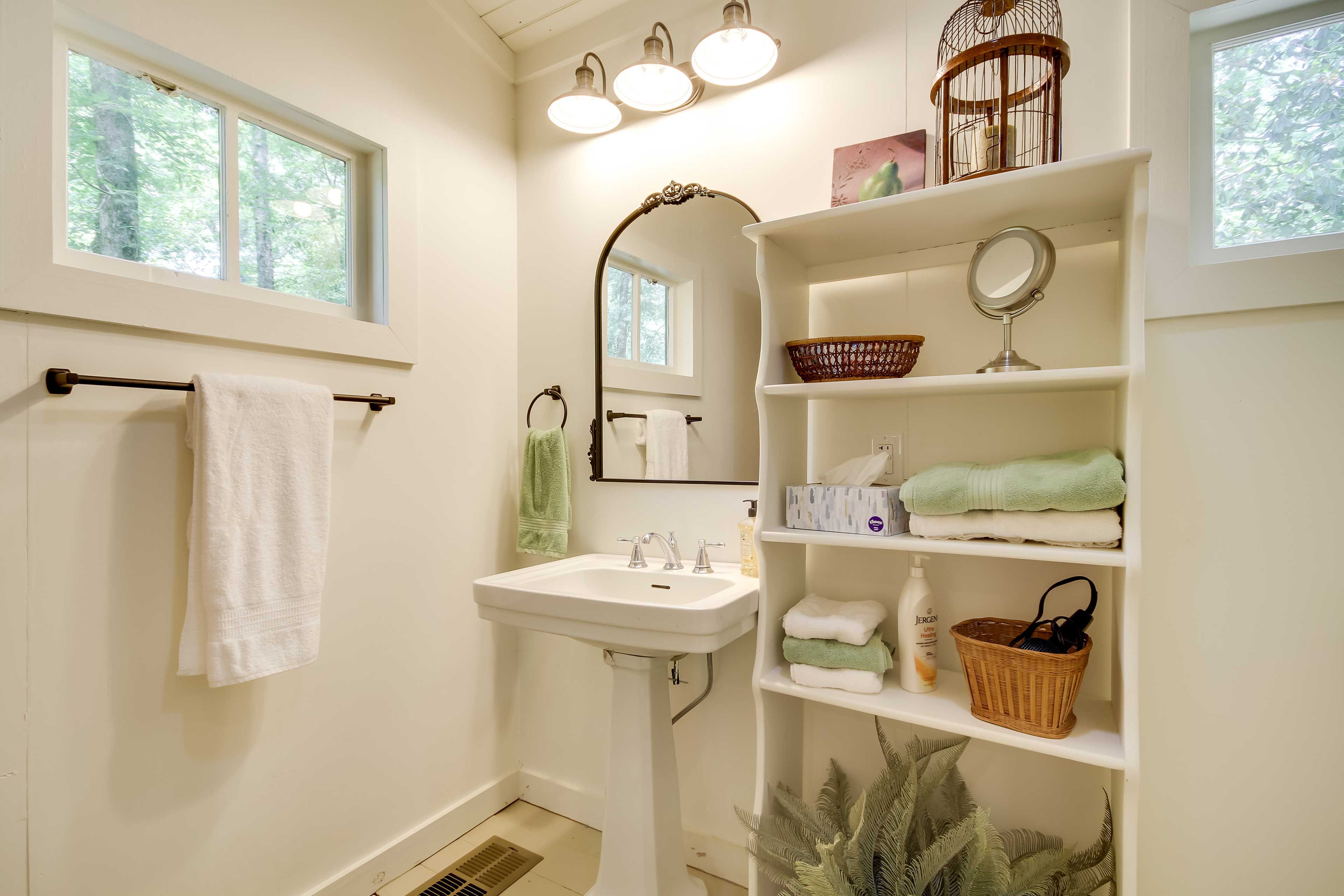 Full Bathroom