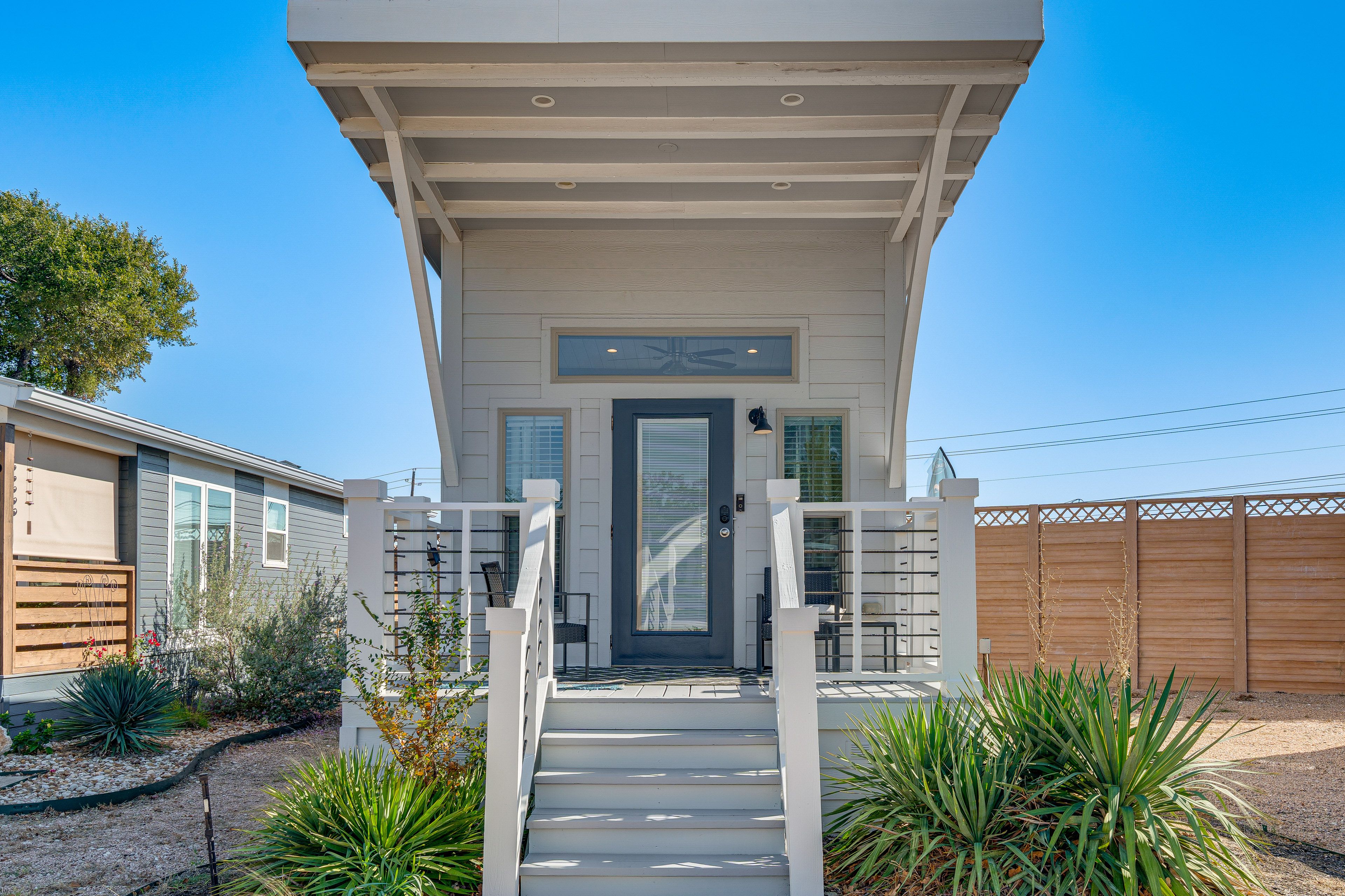 Austin Vacation Rental | 1BR | 1BA | 5 Steps to Enter | 399 Sq Ft