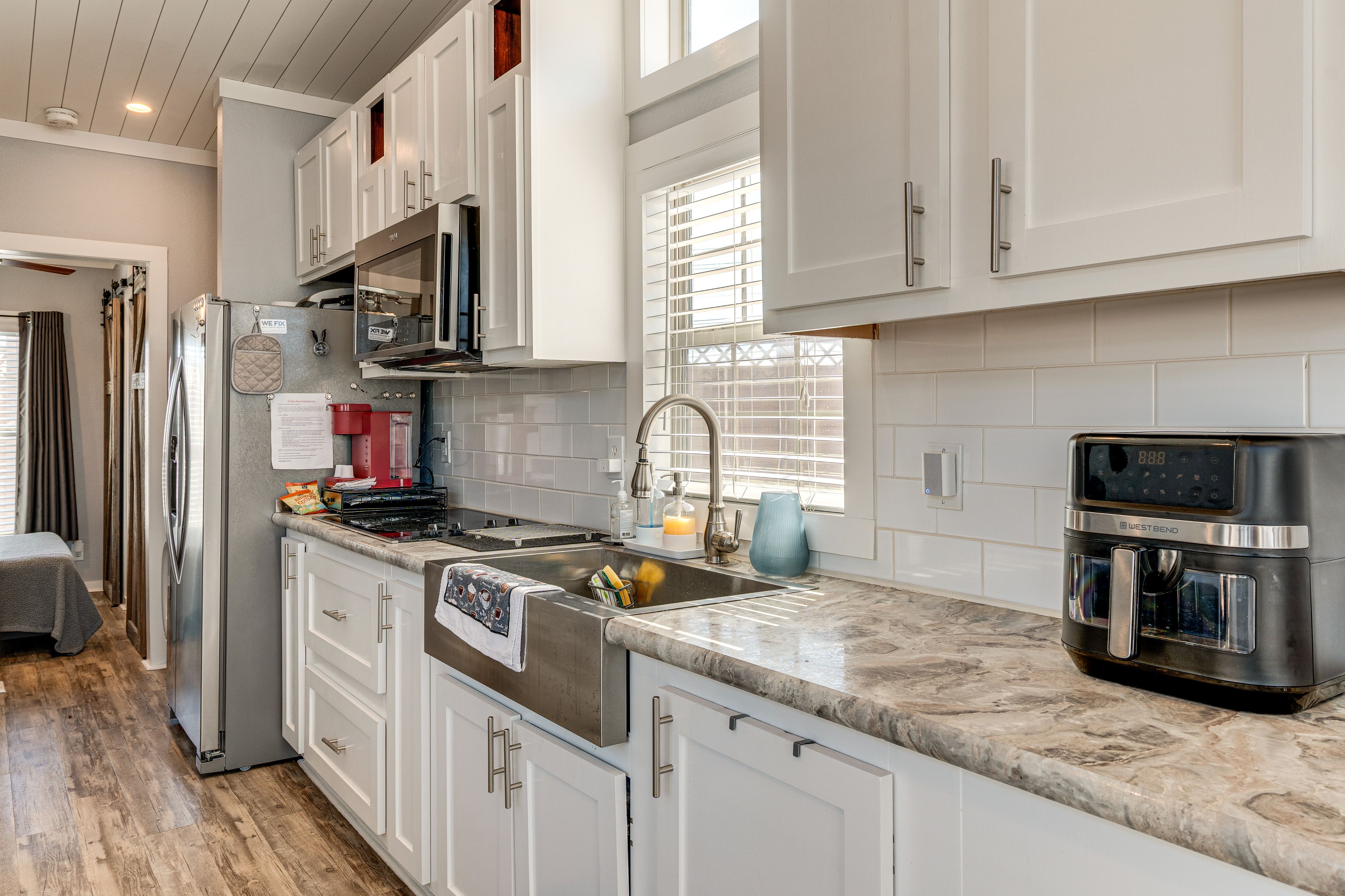 Kitchen | Cooking Basics | Air Fryer | Keurig Coffee Maker