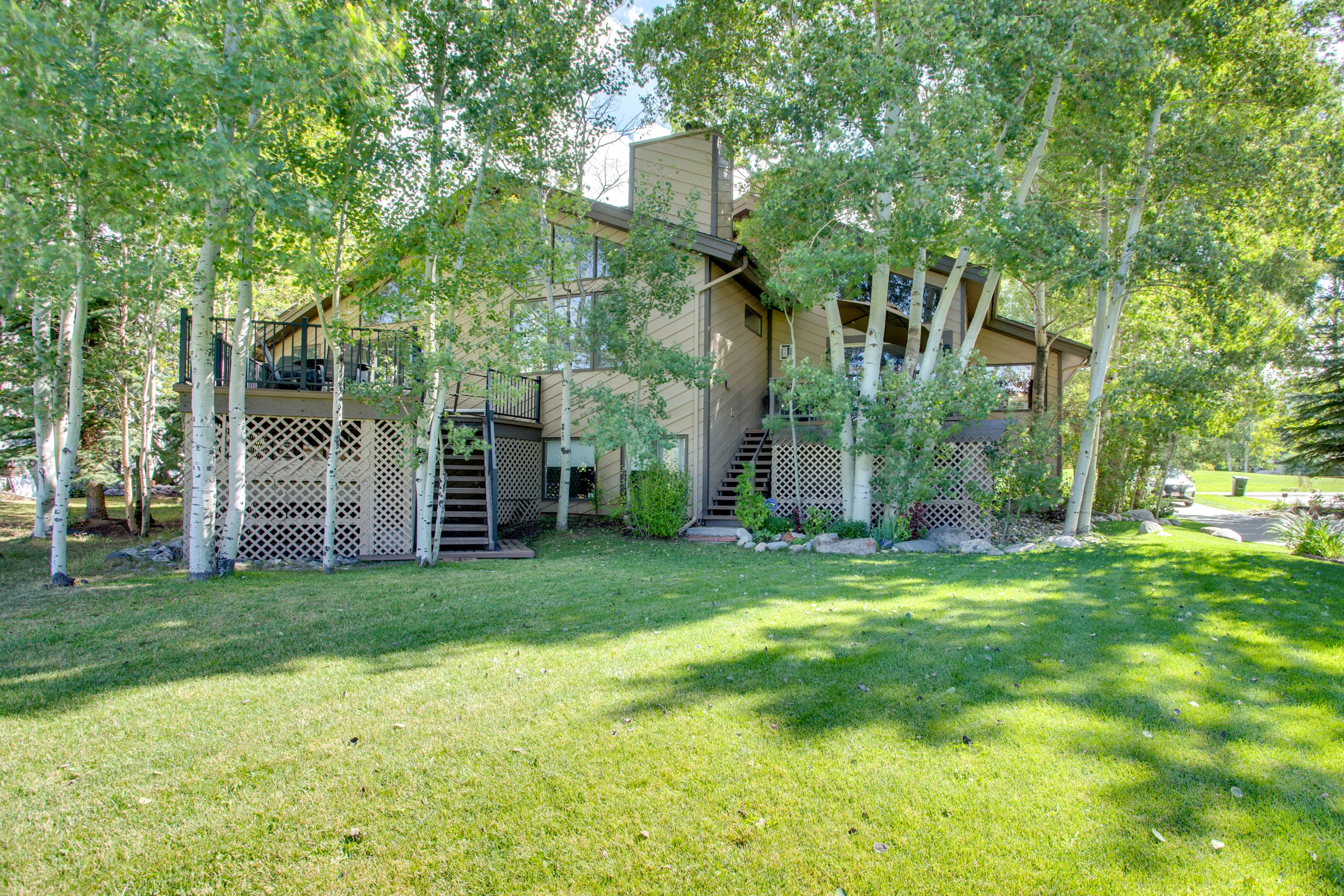 Shared Yard Area | Other Duplex Unit On-Site