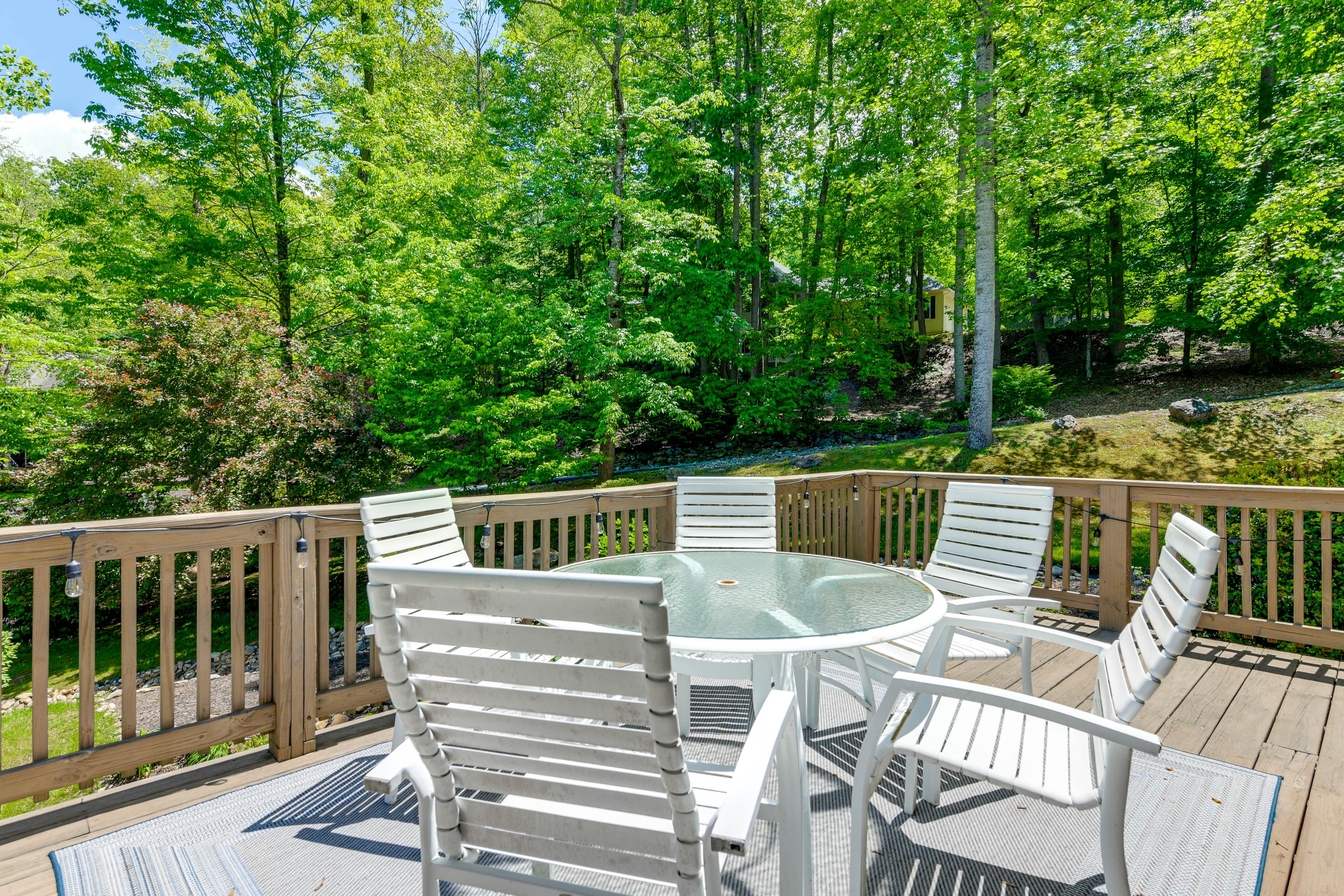 Deck | Access From Kitchen