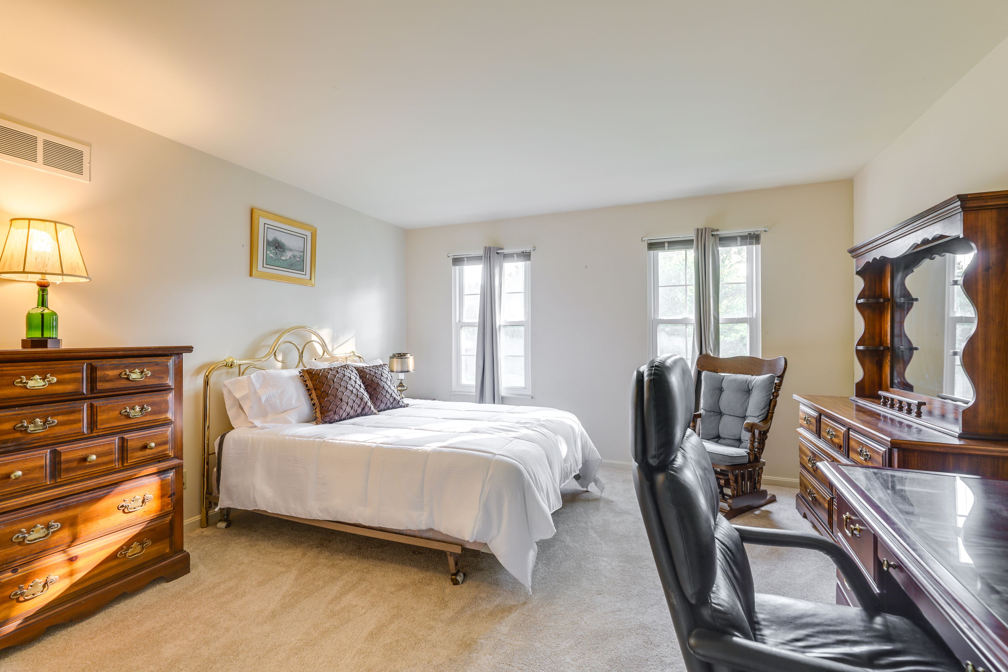 Bedroom 2 | 2nd Floor | Queen Bed | Desk Workspace
