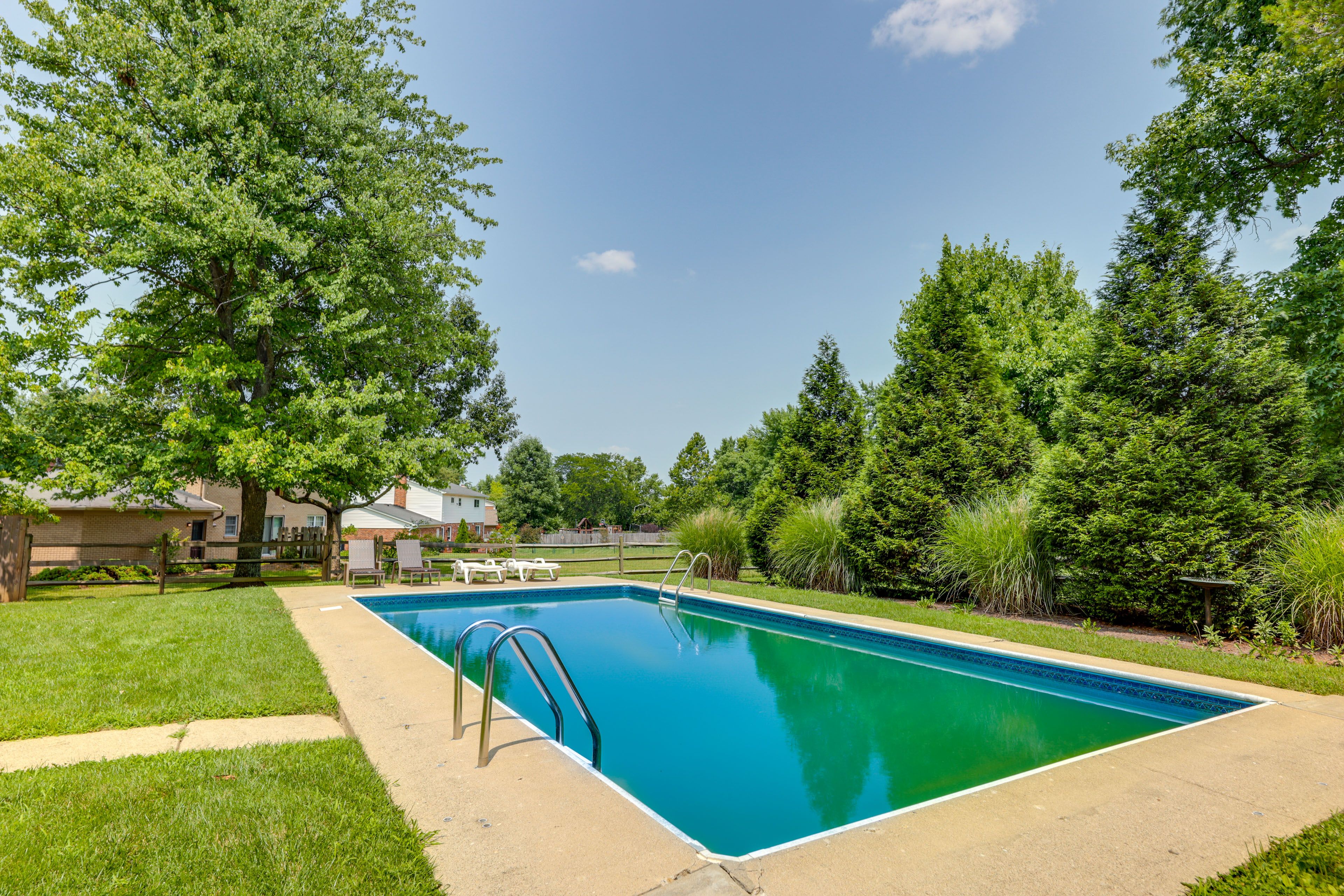 Private Outdoor Pool