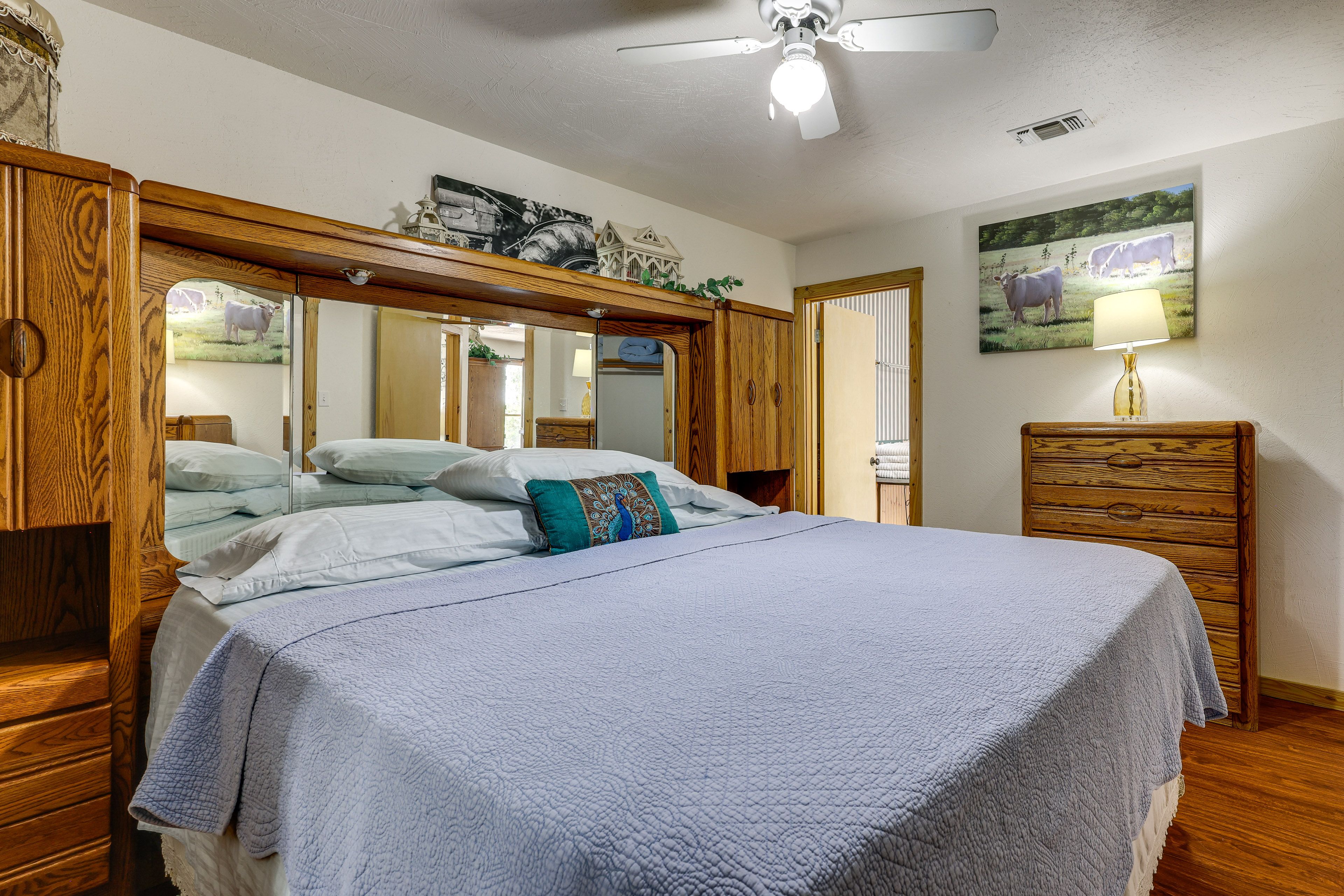 Bedroom 2 | King Bed