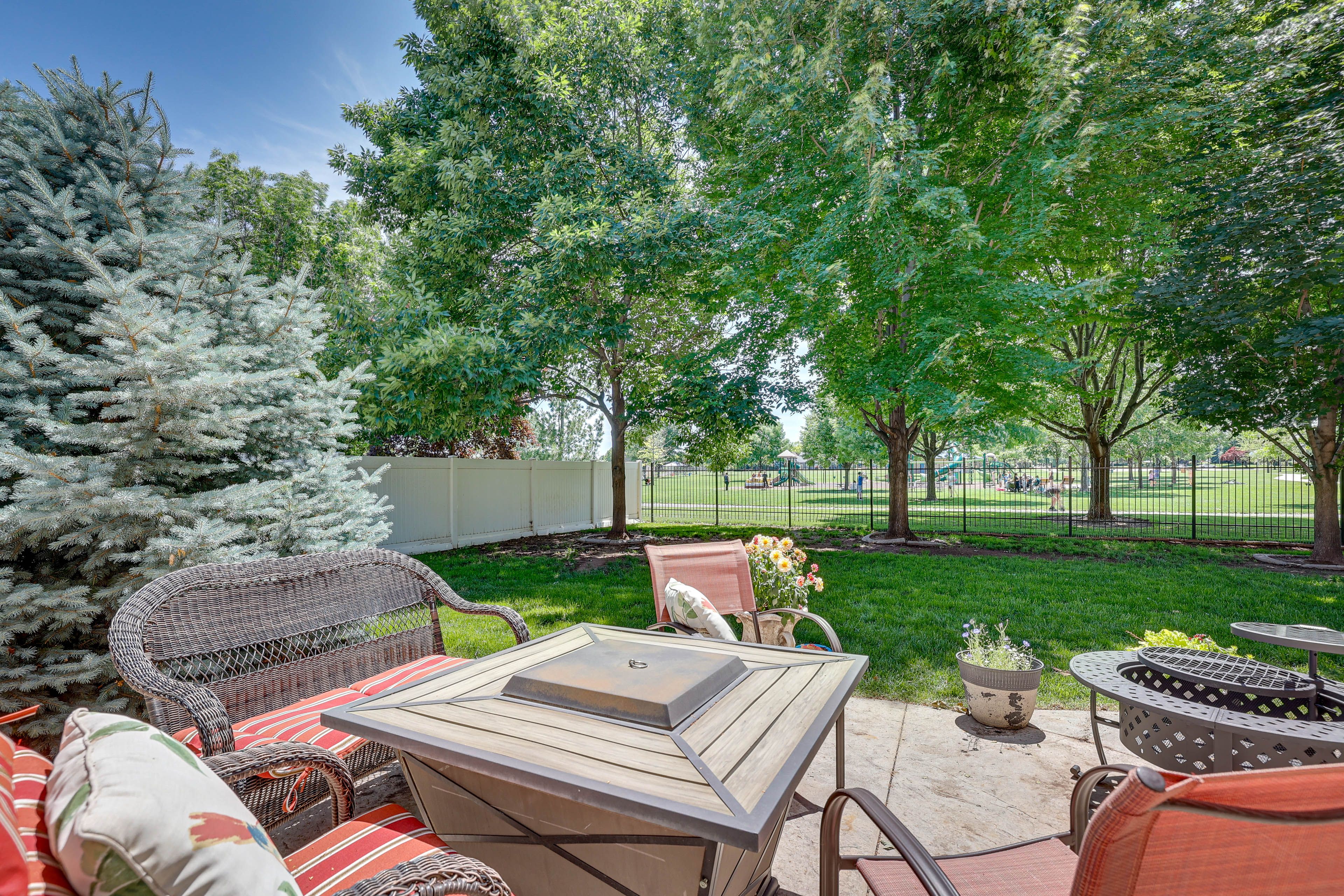 Private Patio | Fire Table (Decorative Only) | Wood-Burning Fire Pit | Gas Grill