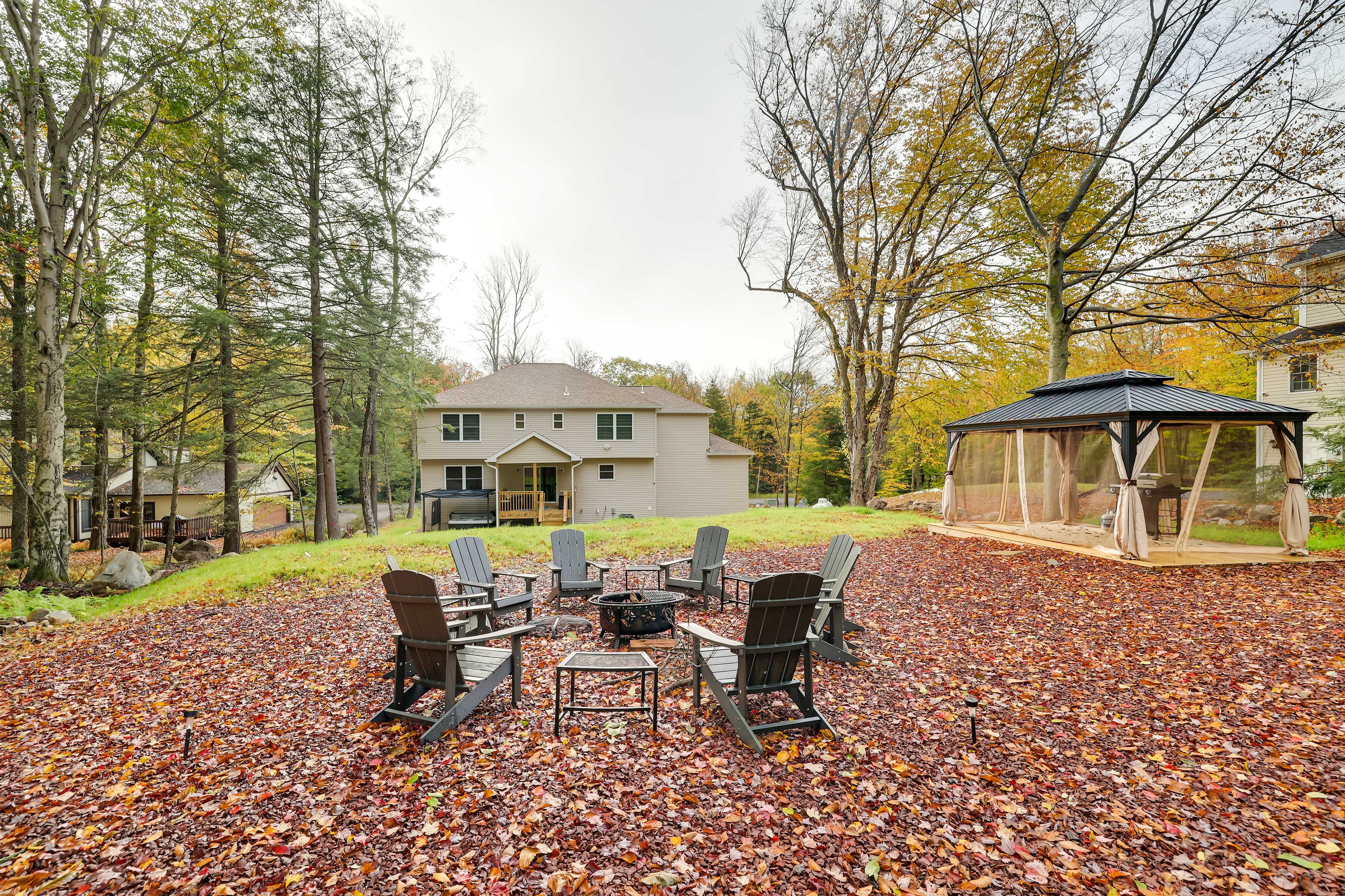 Backyard | Fire Pit