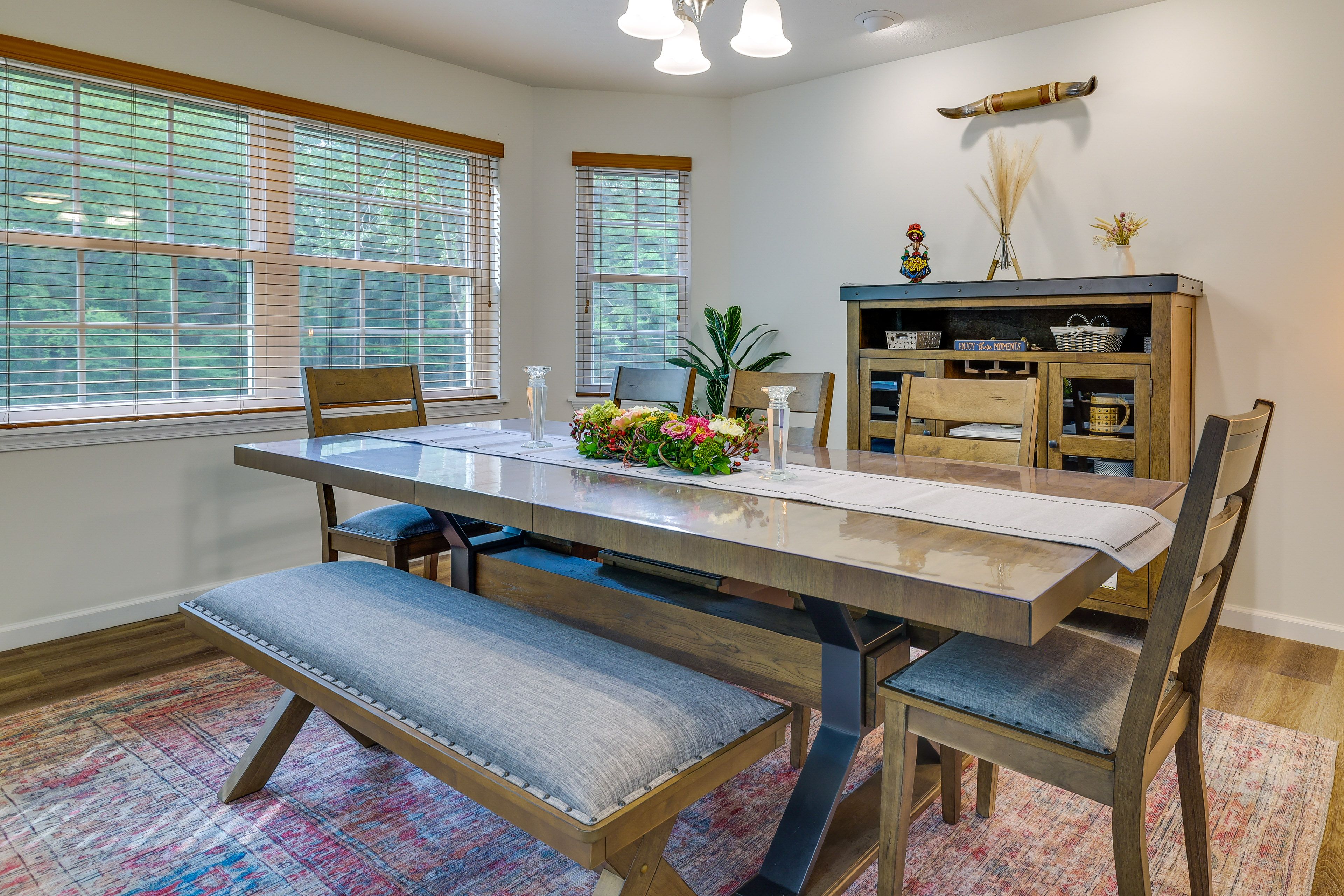 Dining Room | Dishware & Flatware Provided