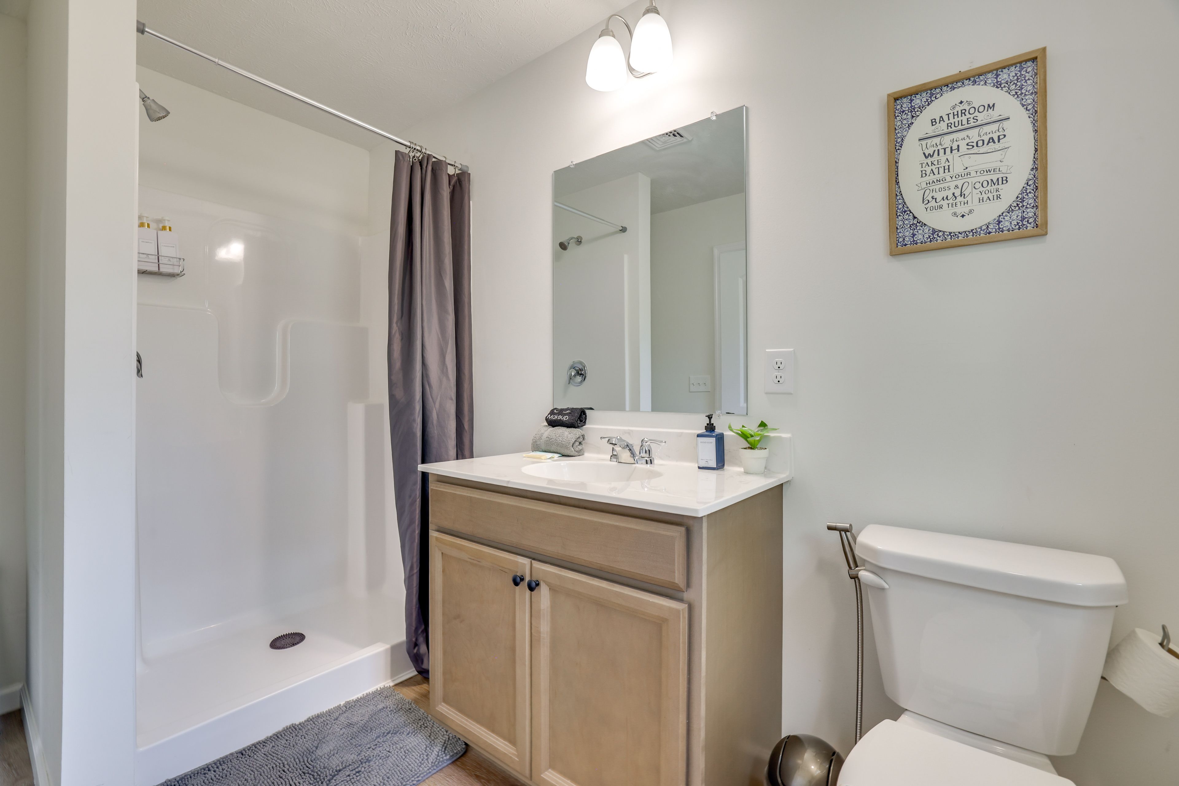 En-Suite Bathroom | Complimentary Toiletries | Towels Provided