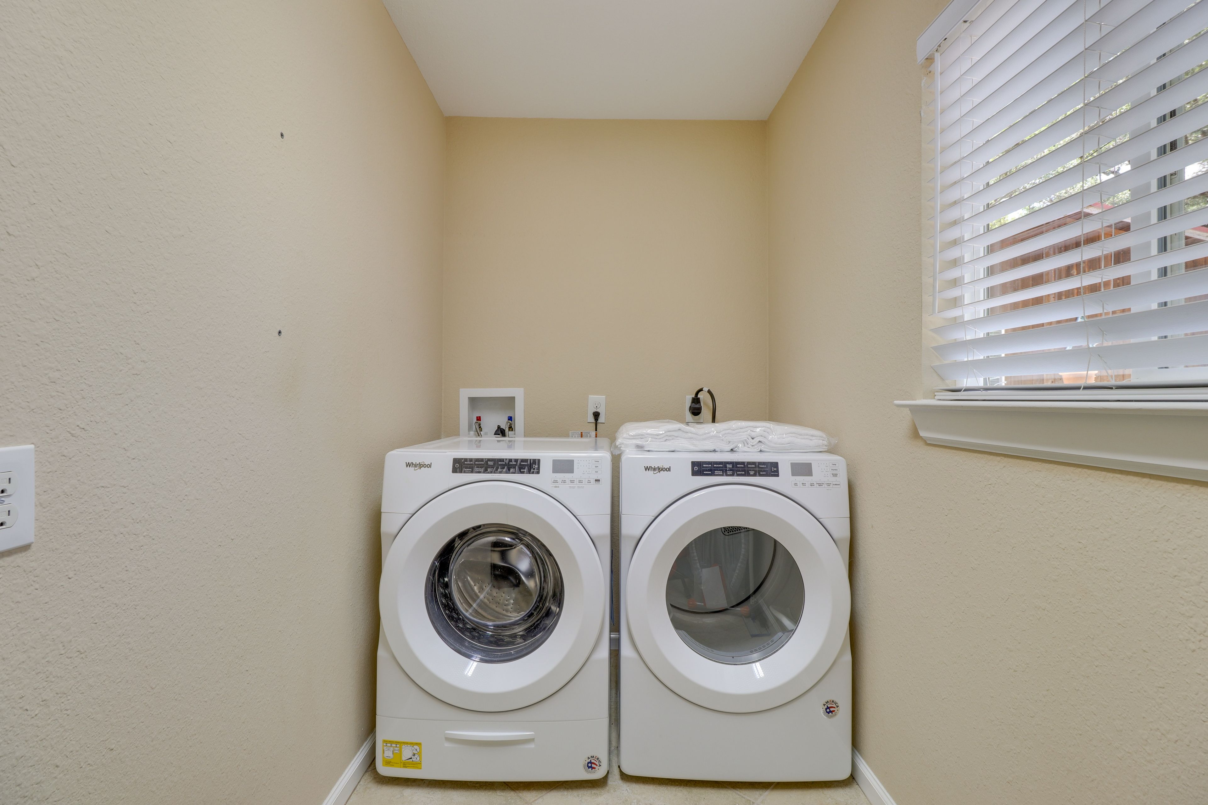 Washer & Dryer