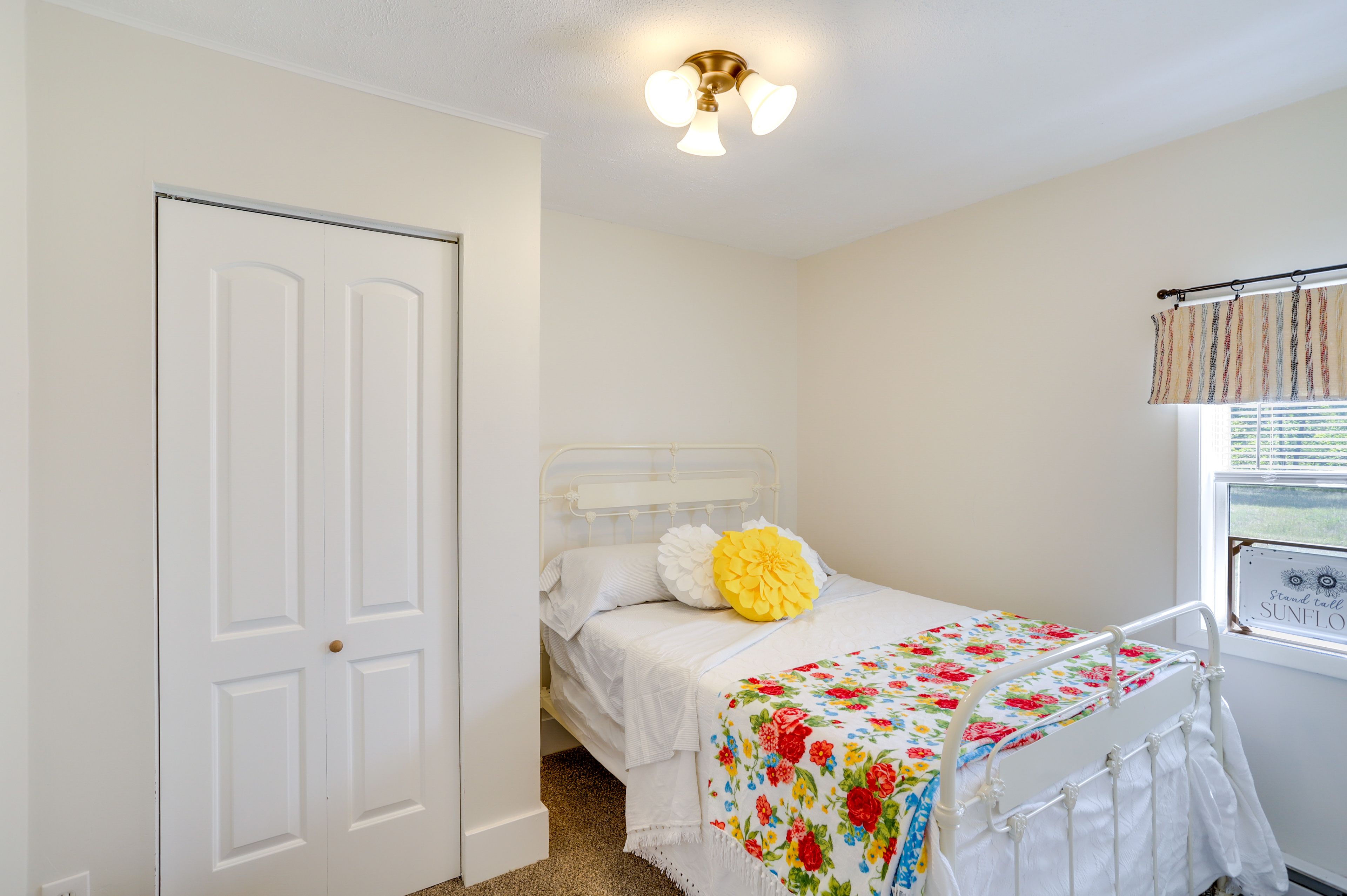 Bedroom 1 | Full Bed | Linens Provided