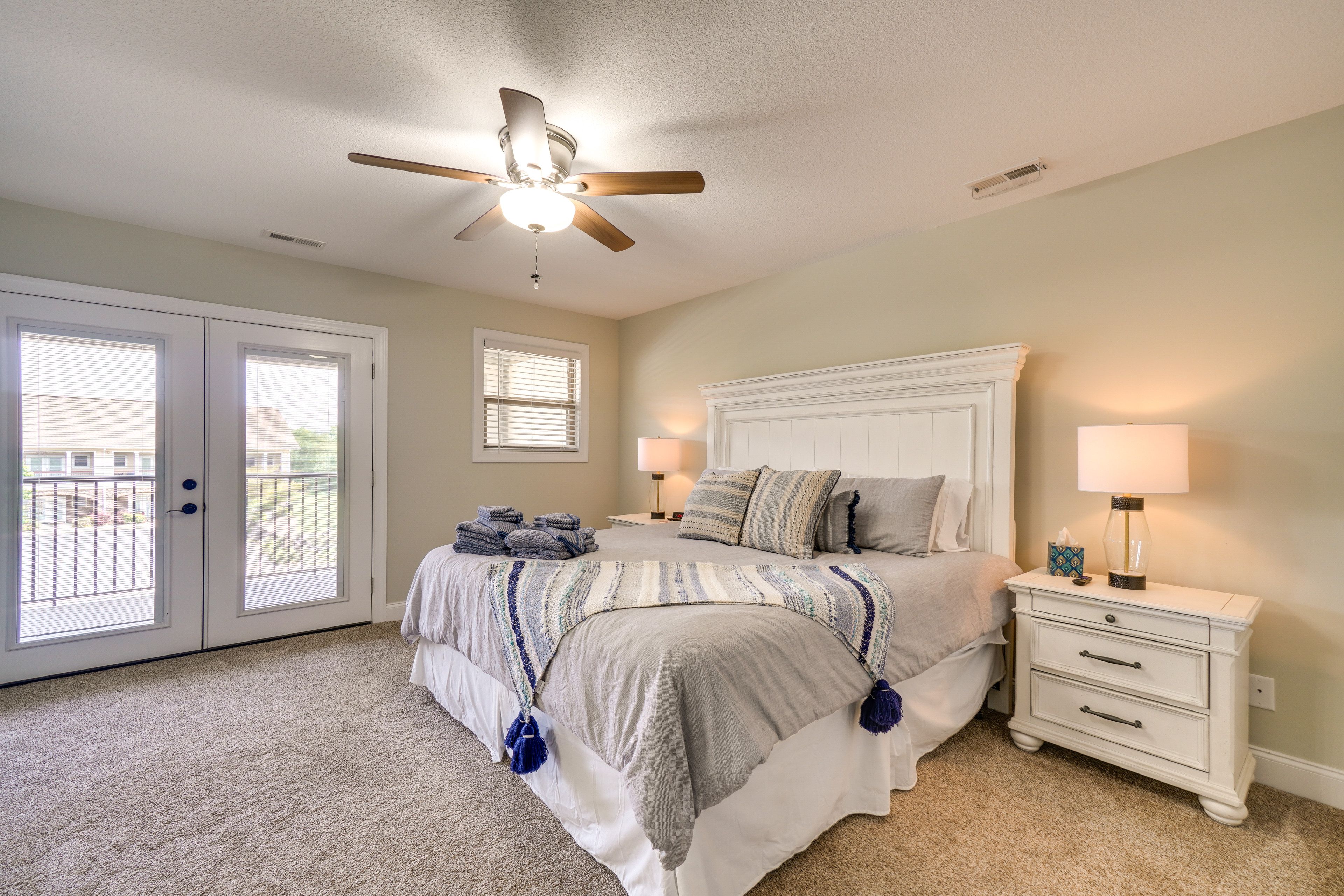 Bedroom 1 | Upper Level | King Bed | Linens Provided