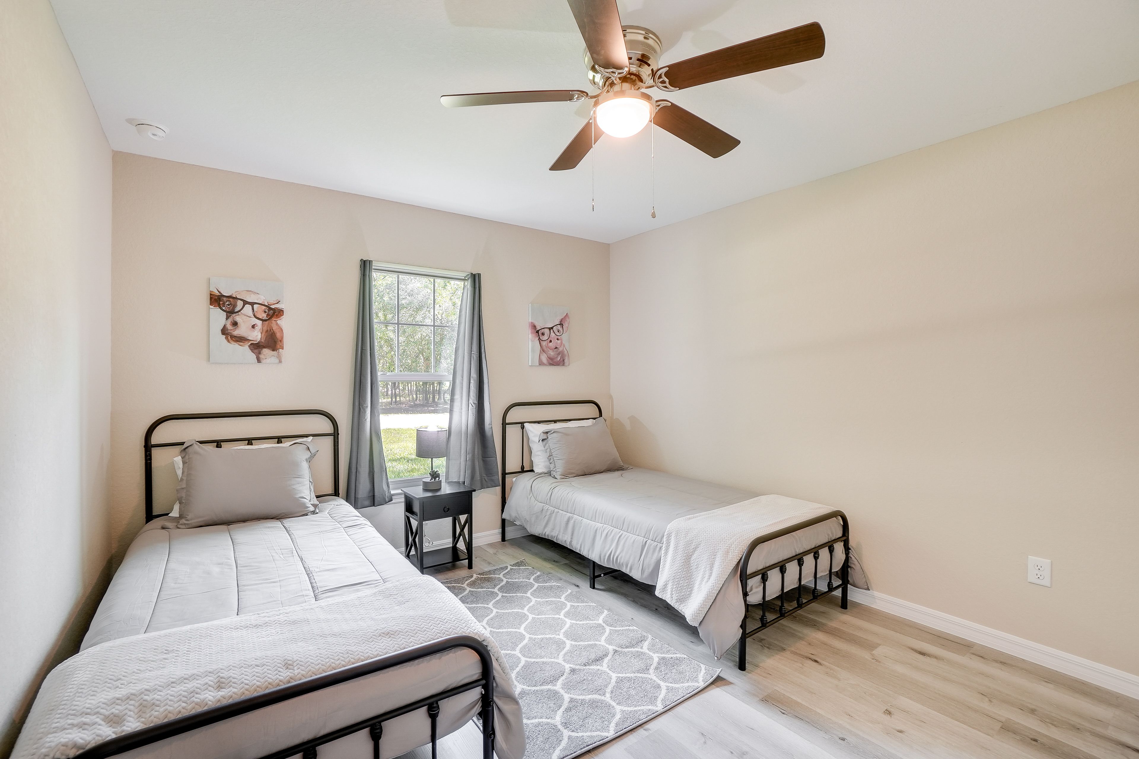 Bedroom 4 | 2 Twin Beds