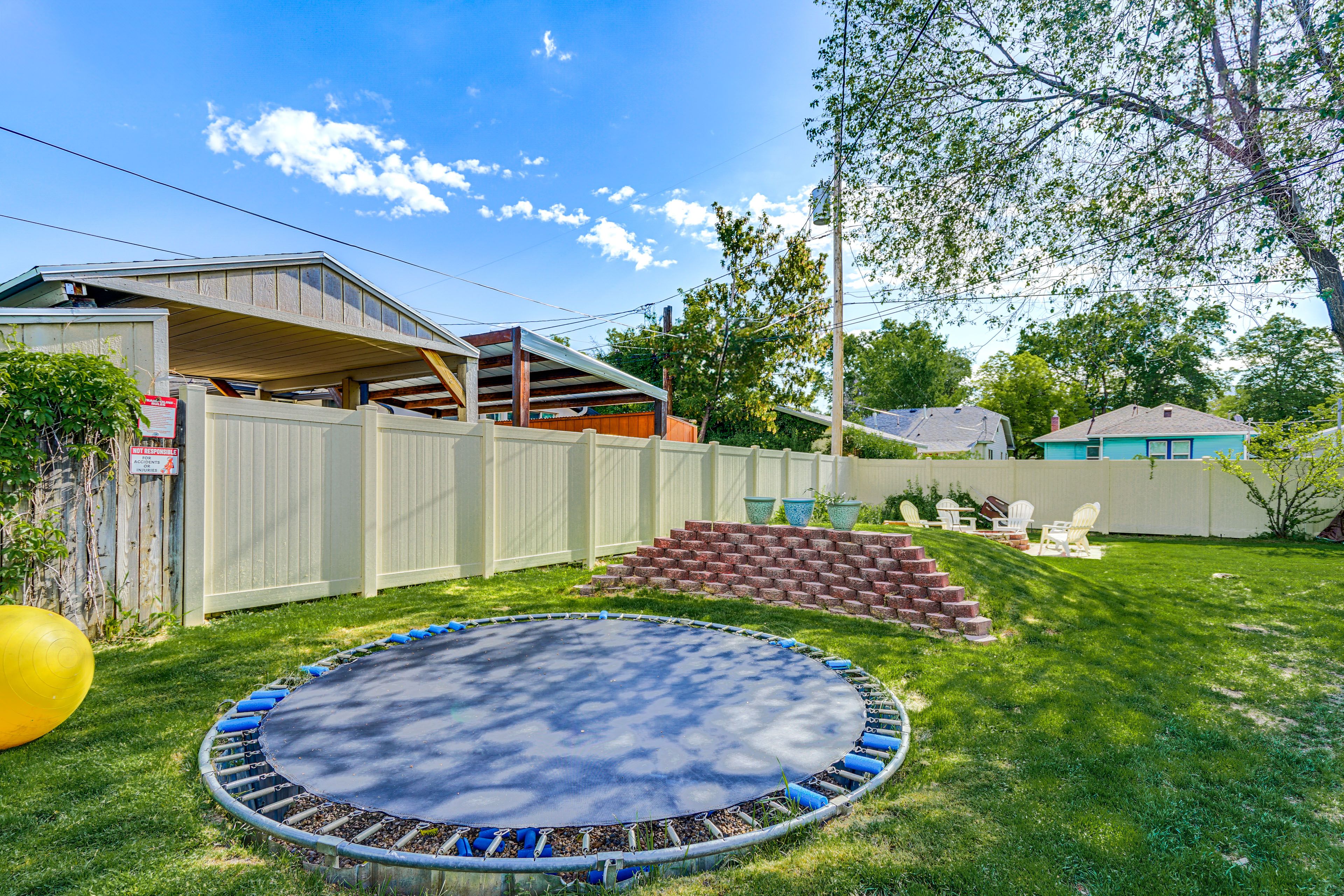 Shared Amenities | Backyard