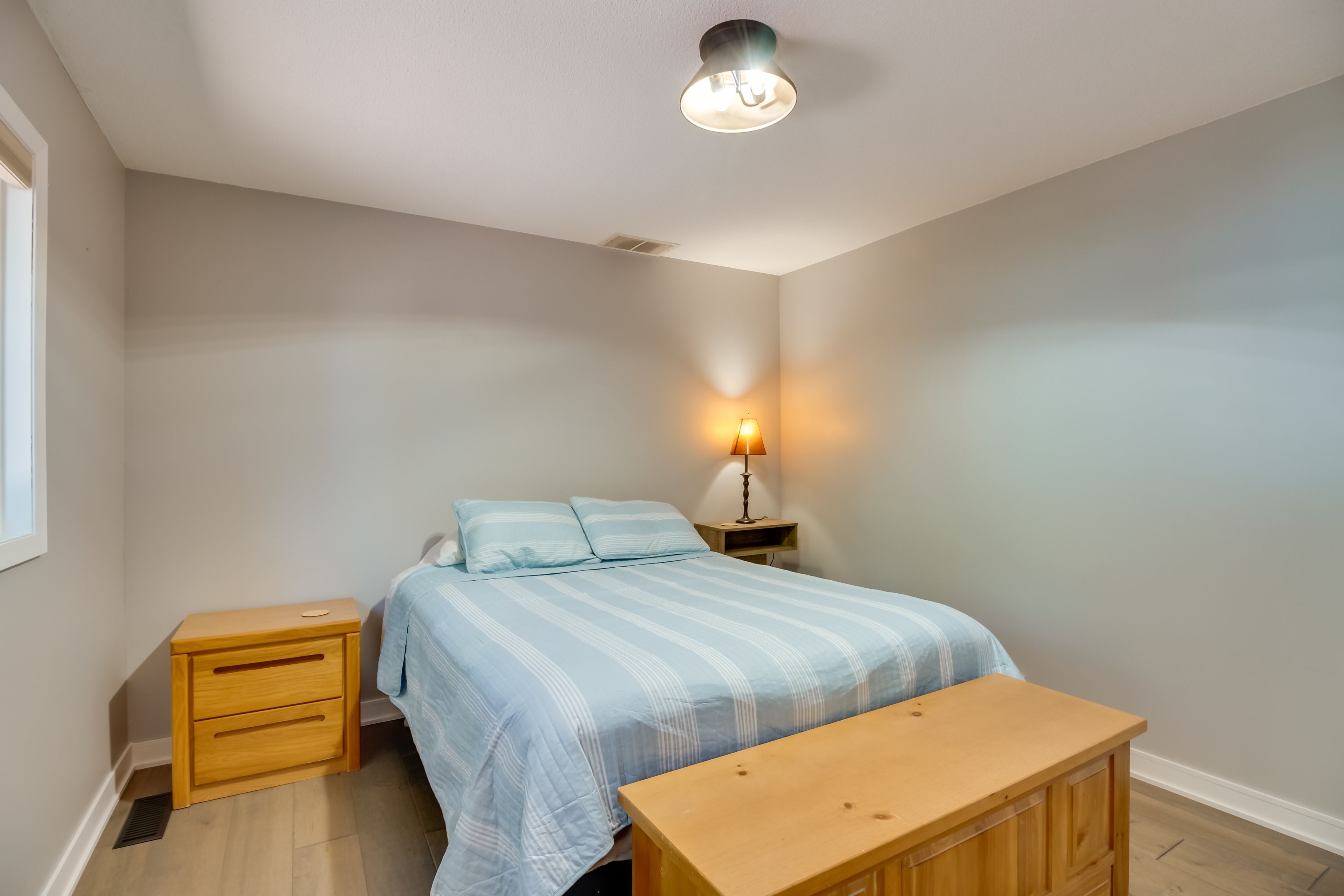 Bedroom 1 | King Bed | 1st Floor