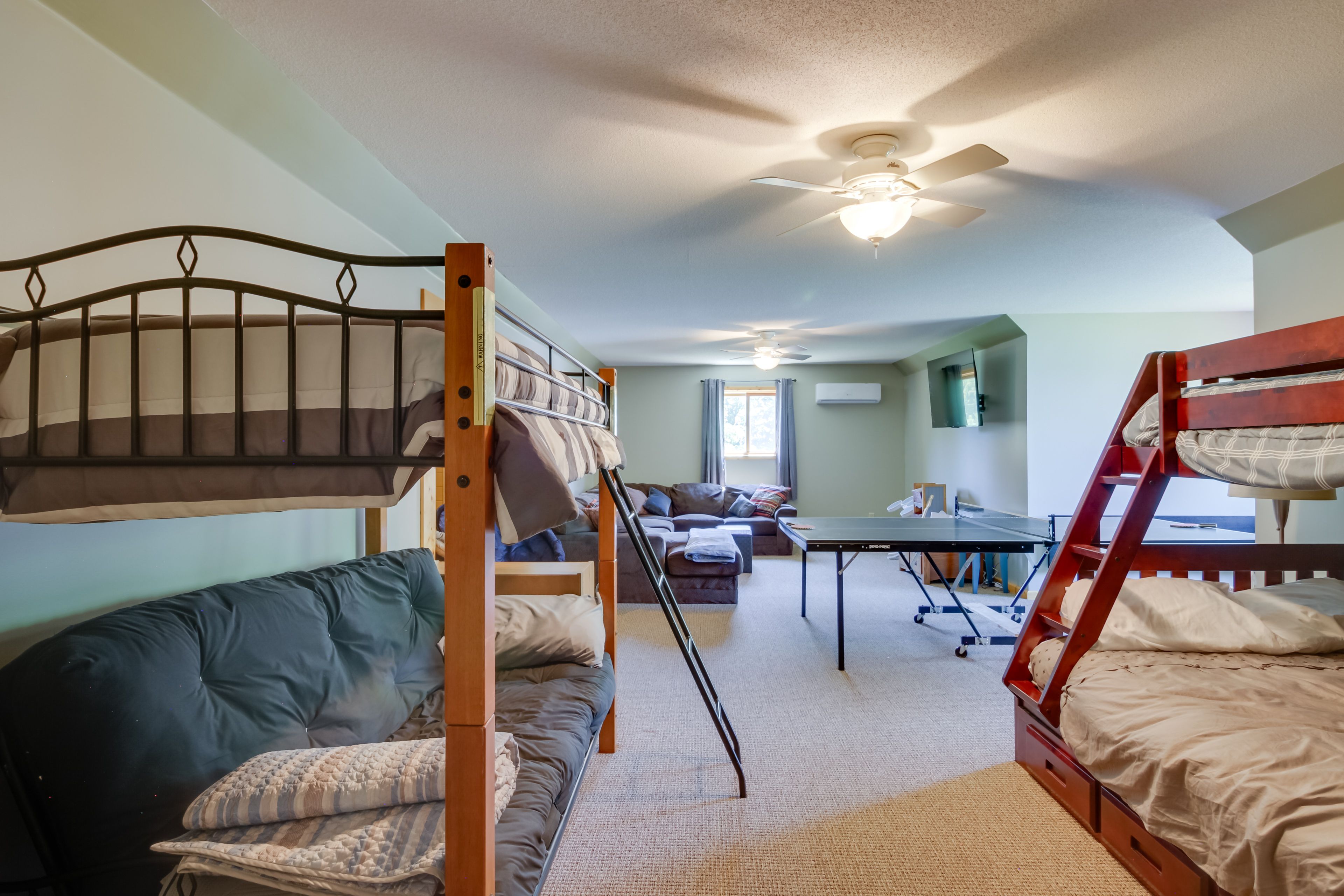 Bonus Room | Twin/Queen Bunk Bed | Lofted Twin Bed | Full Futon | 2nd Floor