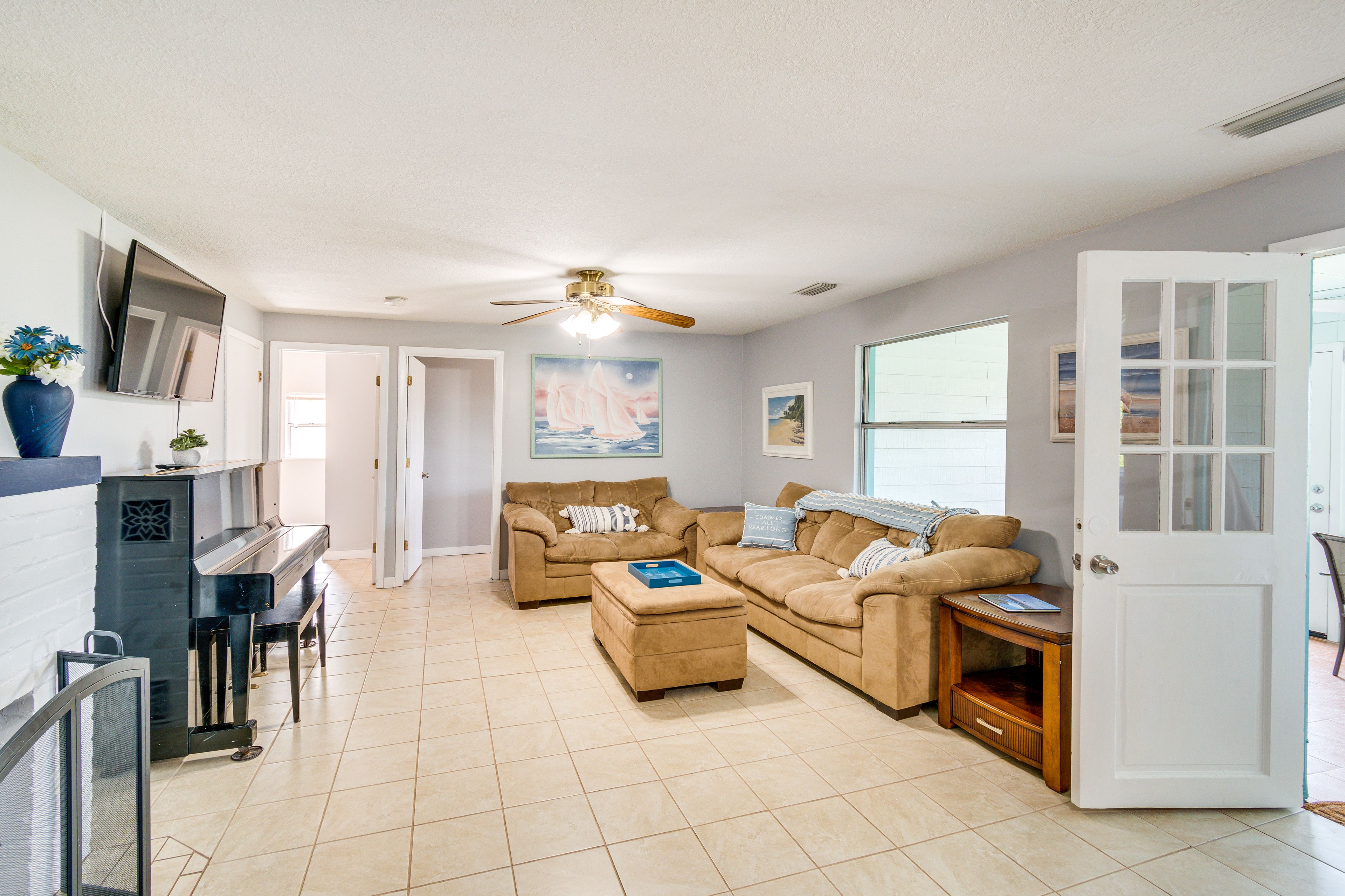 Living Room | 1,130 Sq Ft | Single-Story Home | Stunning Lake Views