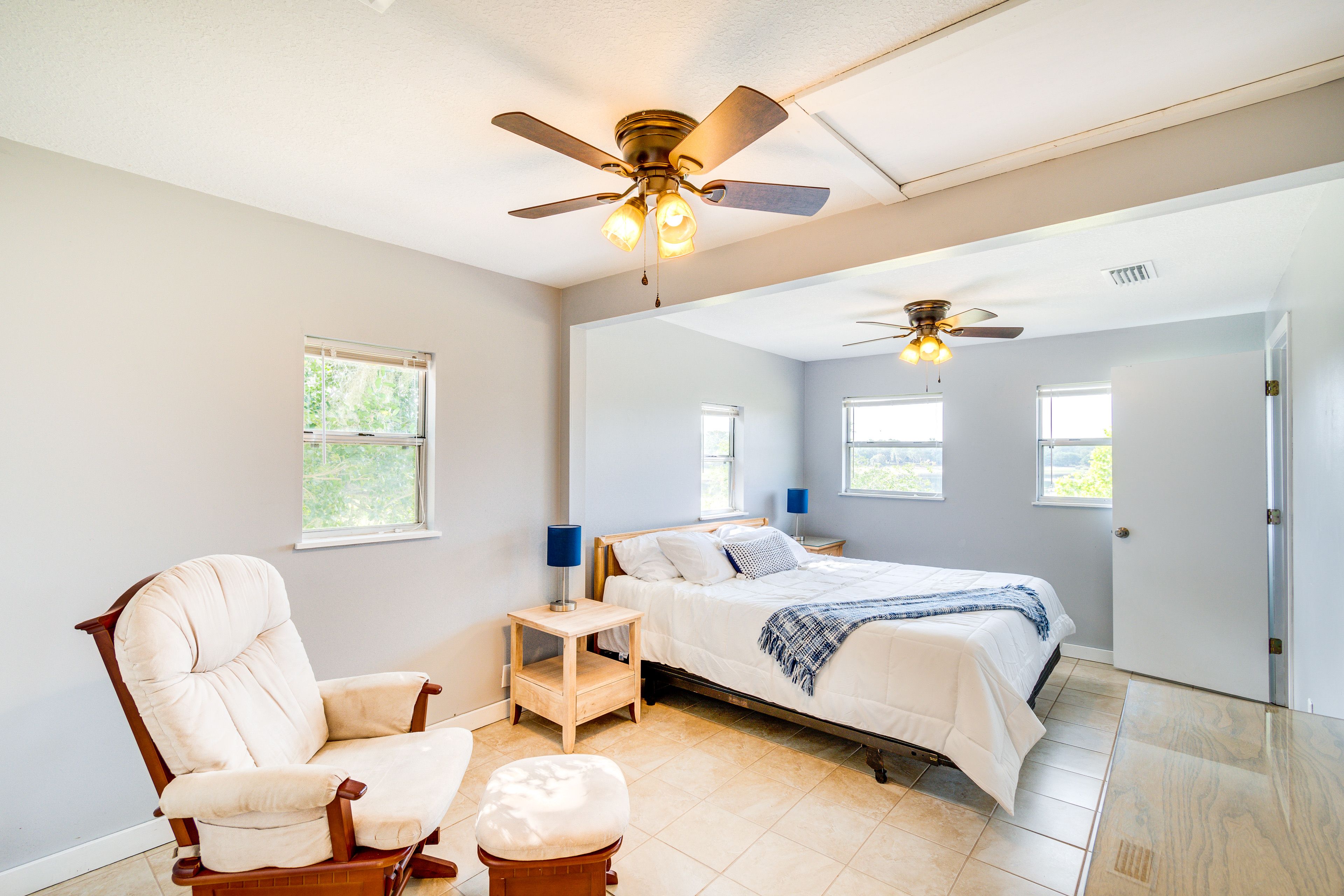 Bedroom 1 | King Bed | Linens Provided