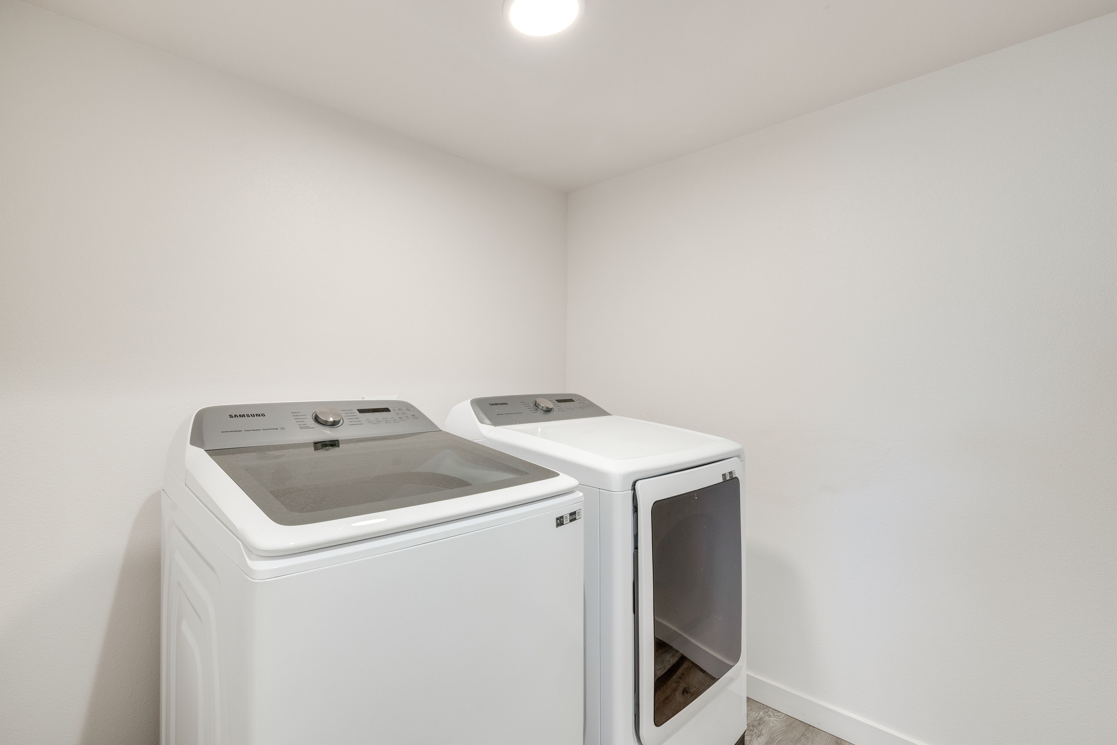 Washer + Dryer