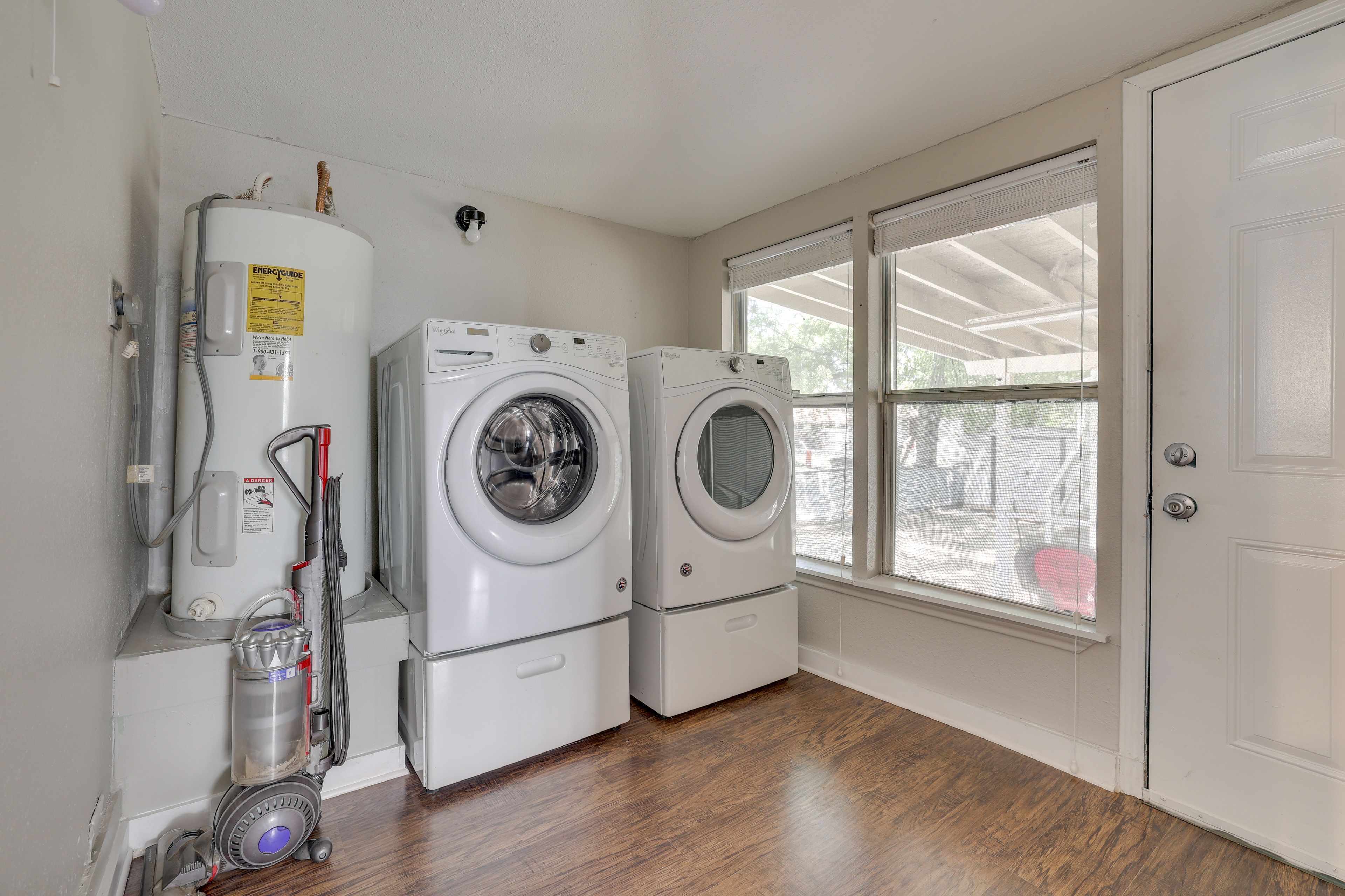Washer & Dryer