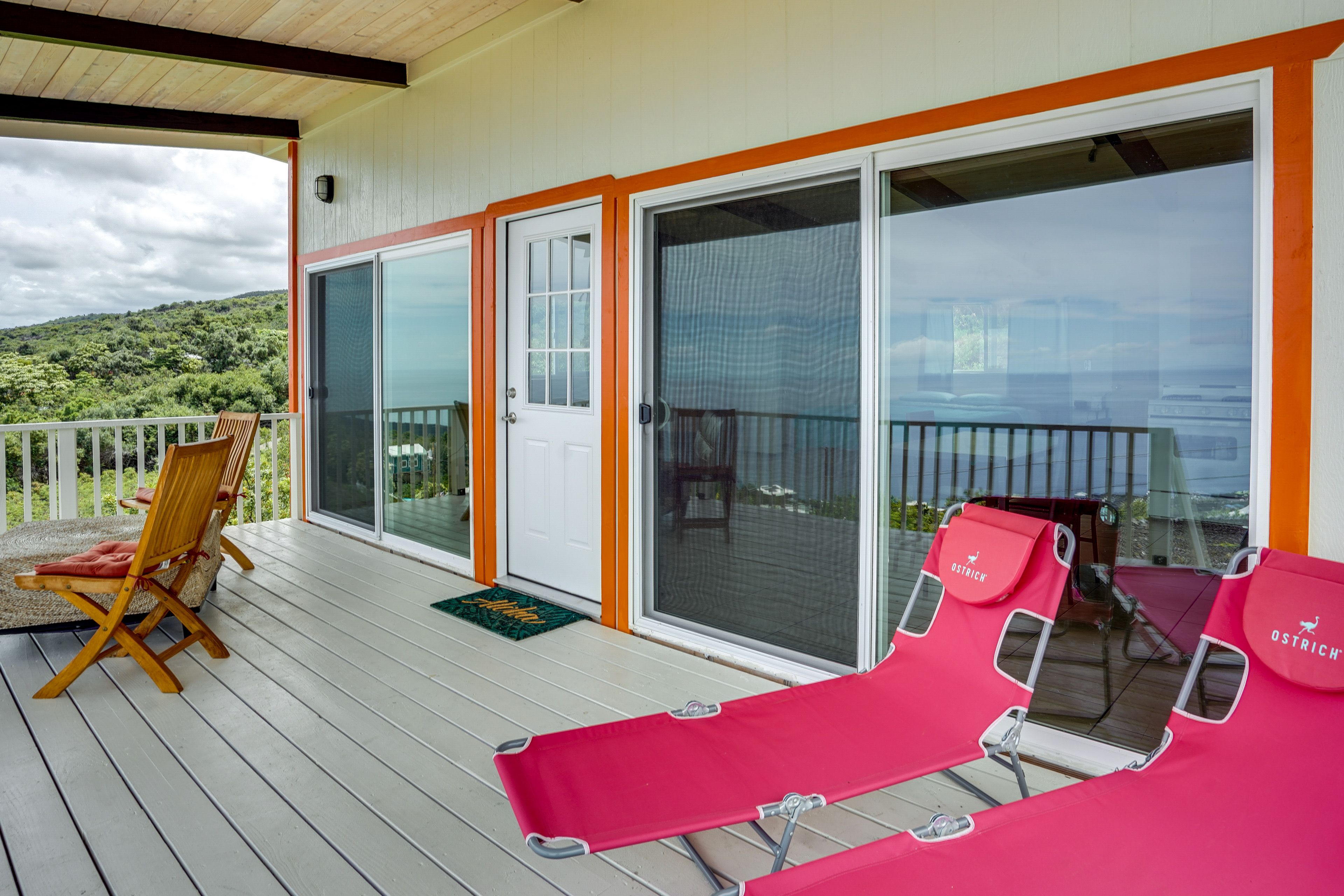 Private Deck