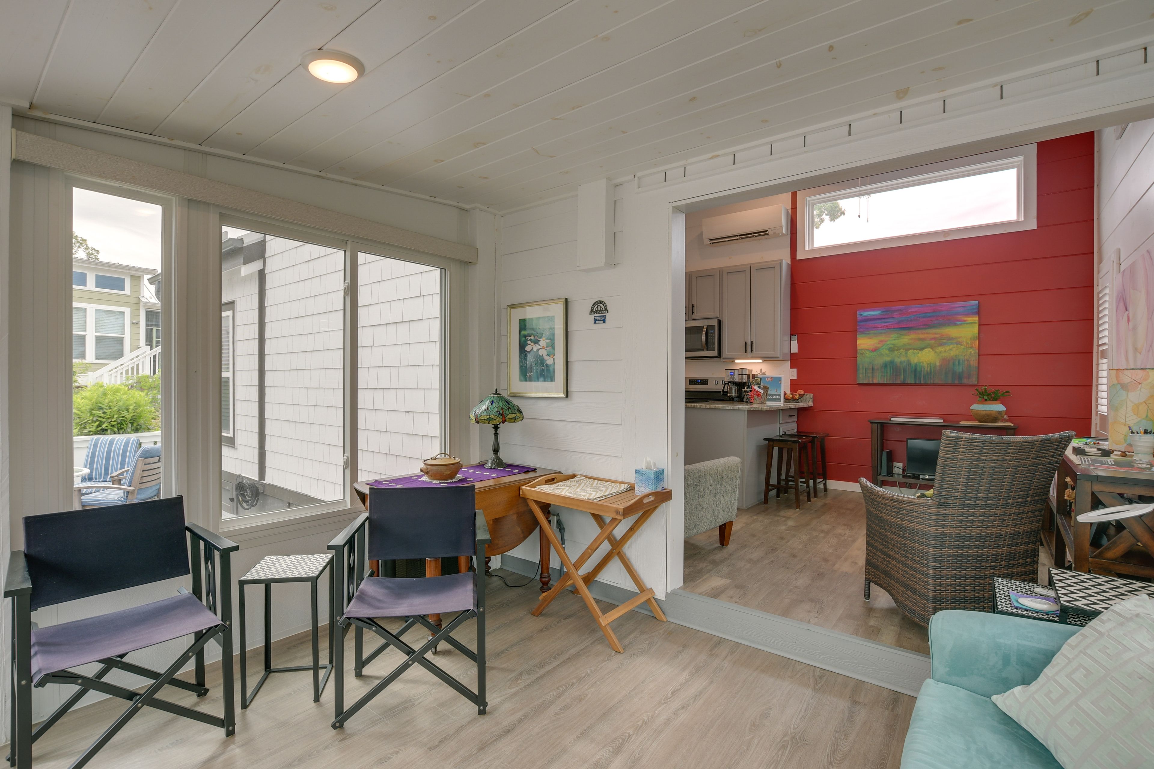 Sunroom | Sleeper Sofa