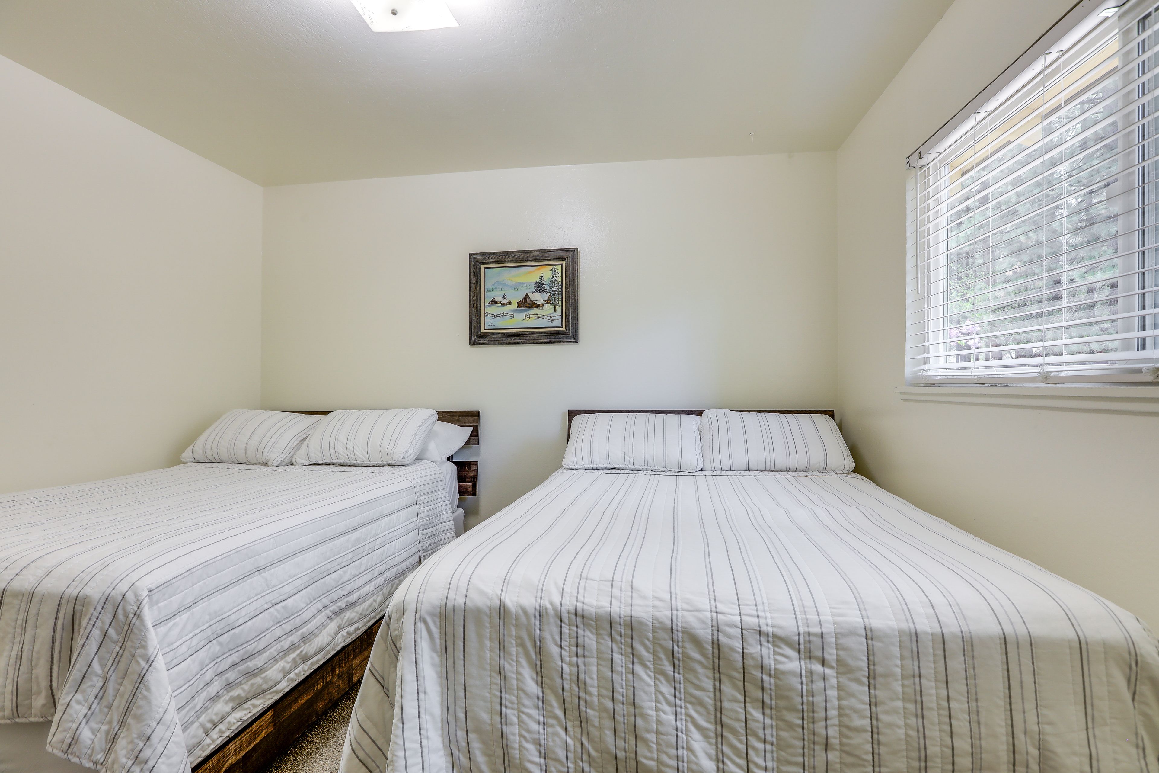 Bedroom 2 | 2 Full Beds | Smart TV w/ Cable