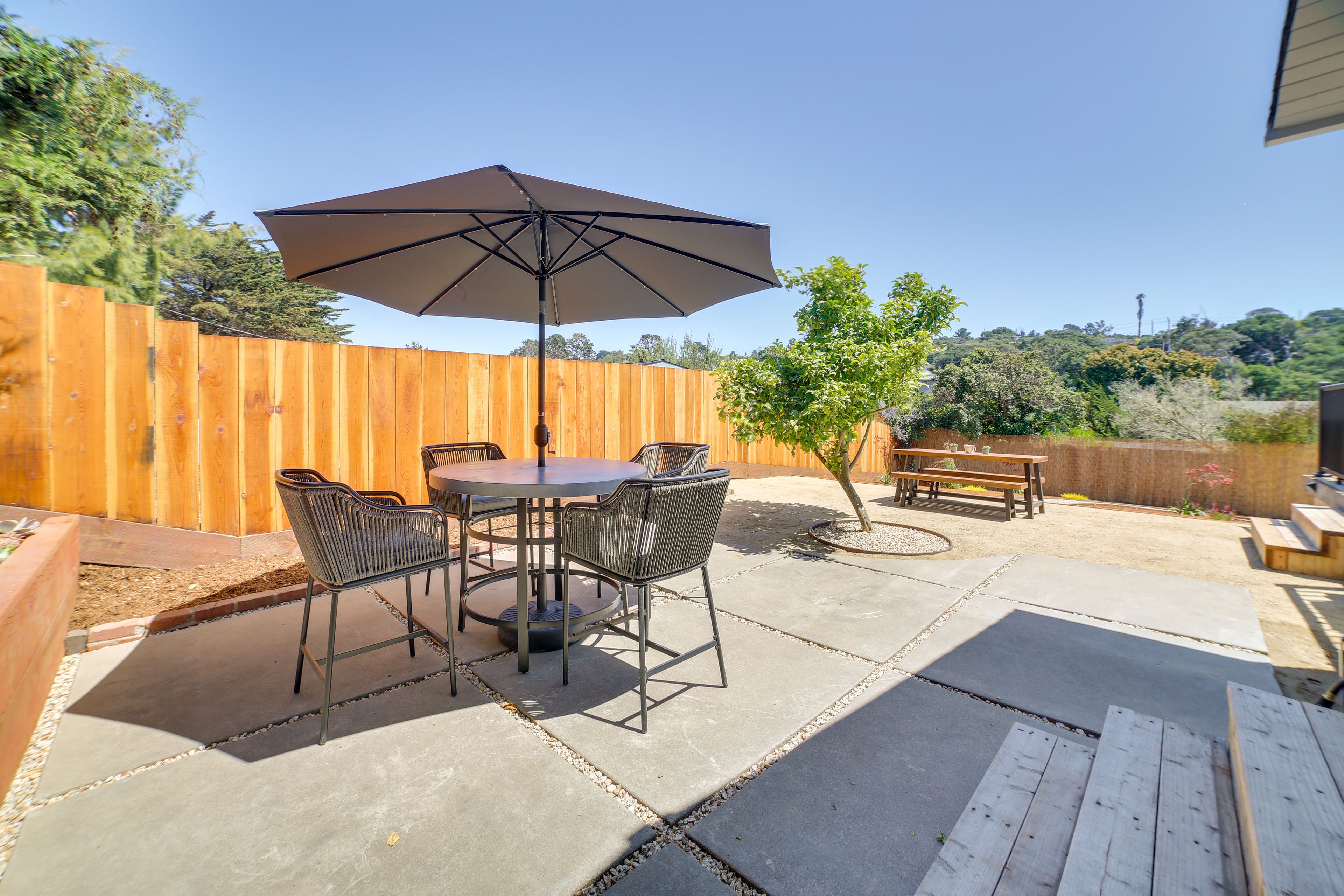 Patio | Outdoor Dining Areas