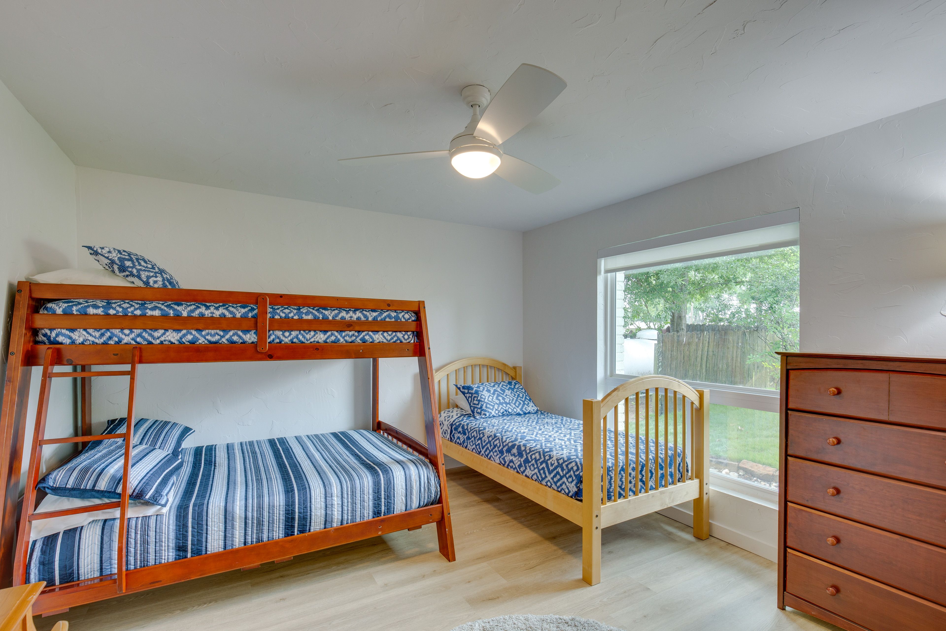 Bedroom 4 | Twin/Full Bunk Bed | Twin Bed