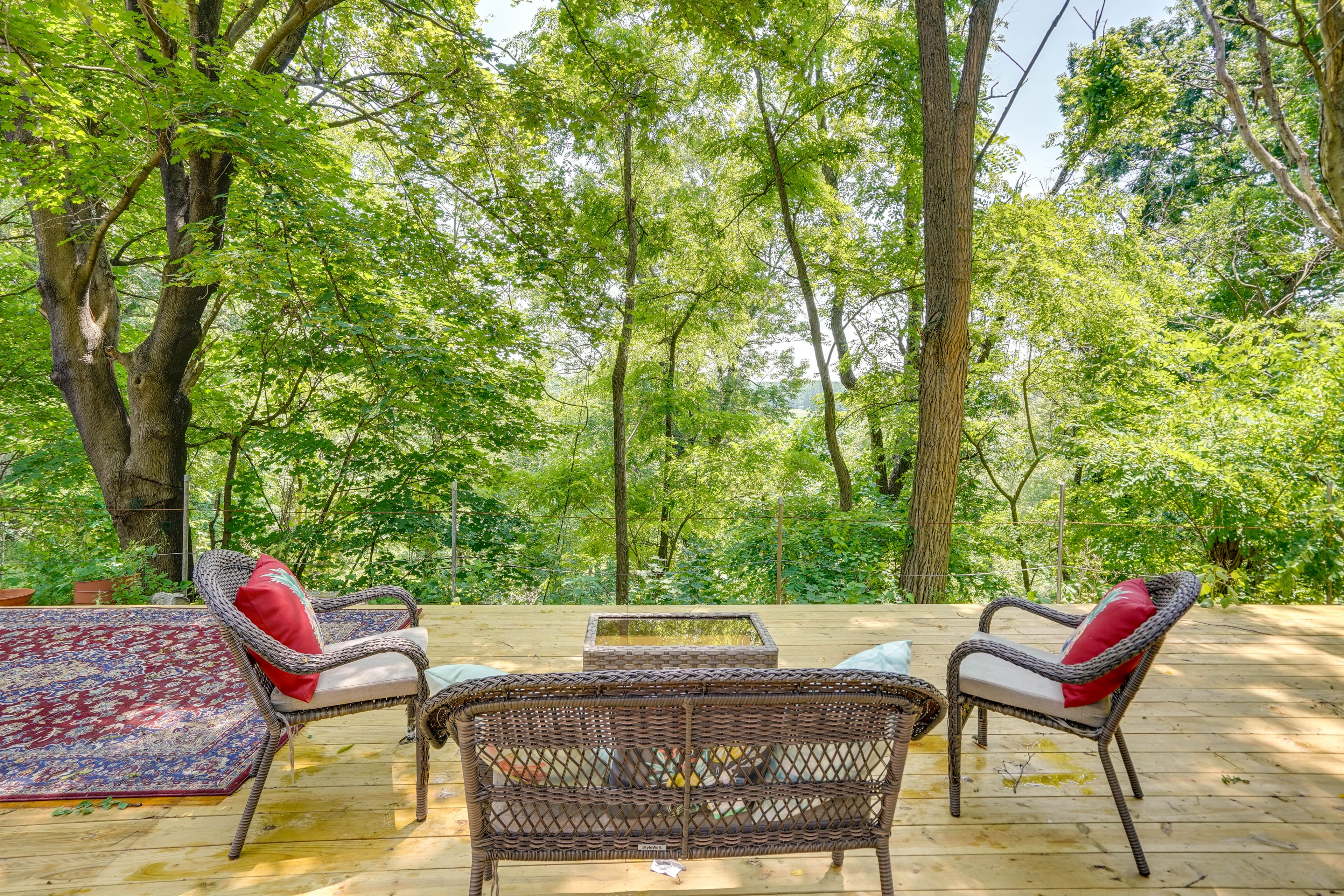 Leeds Vacation Rental | 2BR | 1BA | Step-Free Access | 1,620 Sq Ft