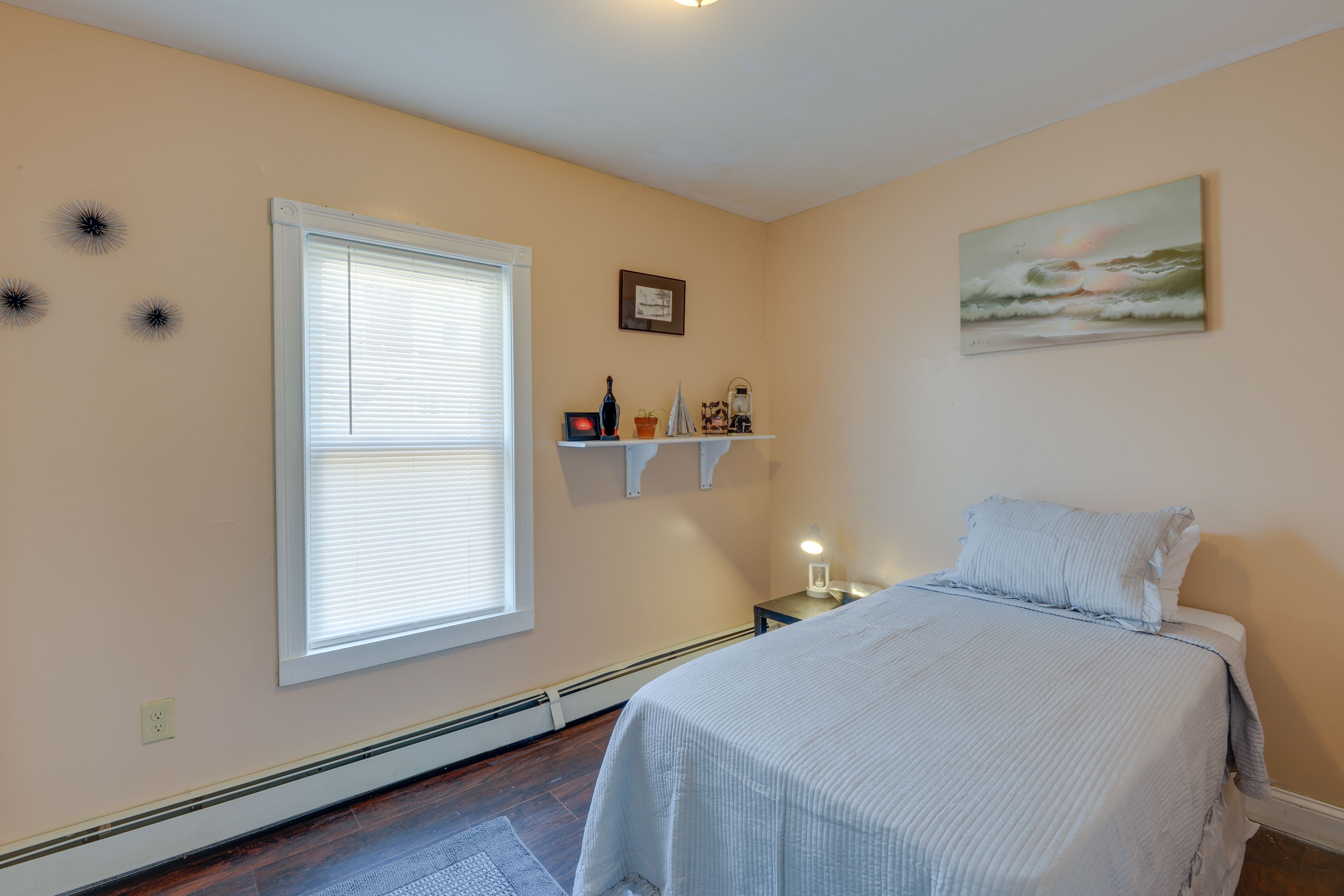 Bedroom 1 | 1st Floor | Twin Bed | Pack 'n Play | 2 Twin Cots | Linens Provided