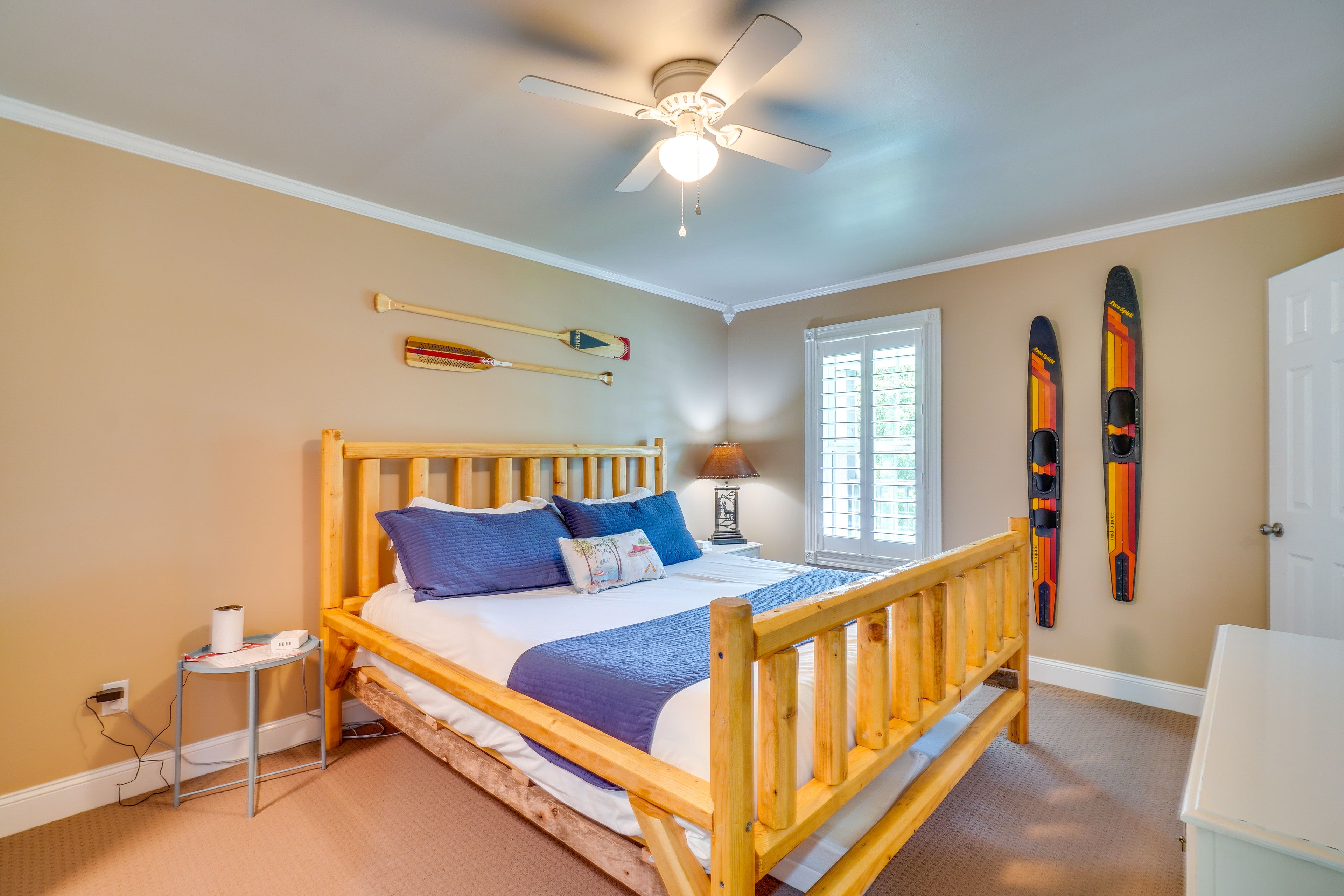 Bedroom 1 | King Bed | Linens Provided | 1st Level